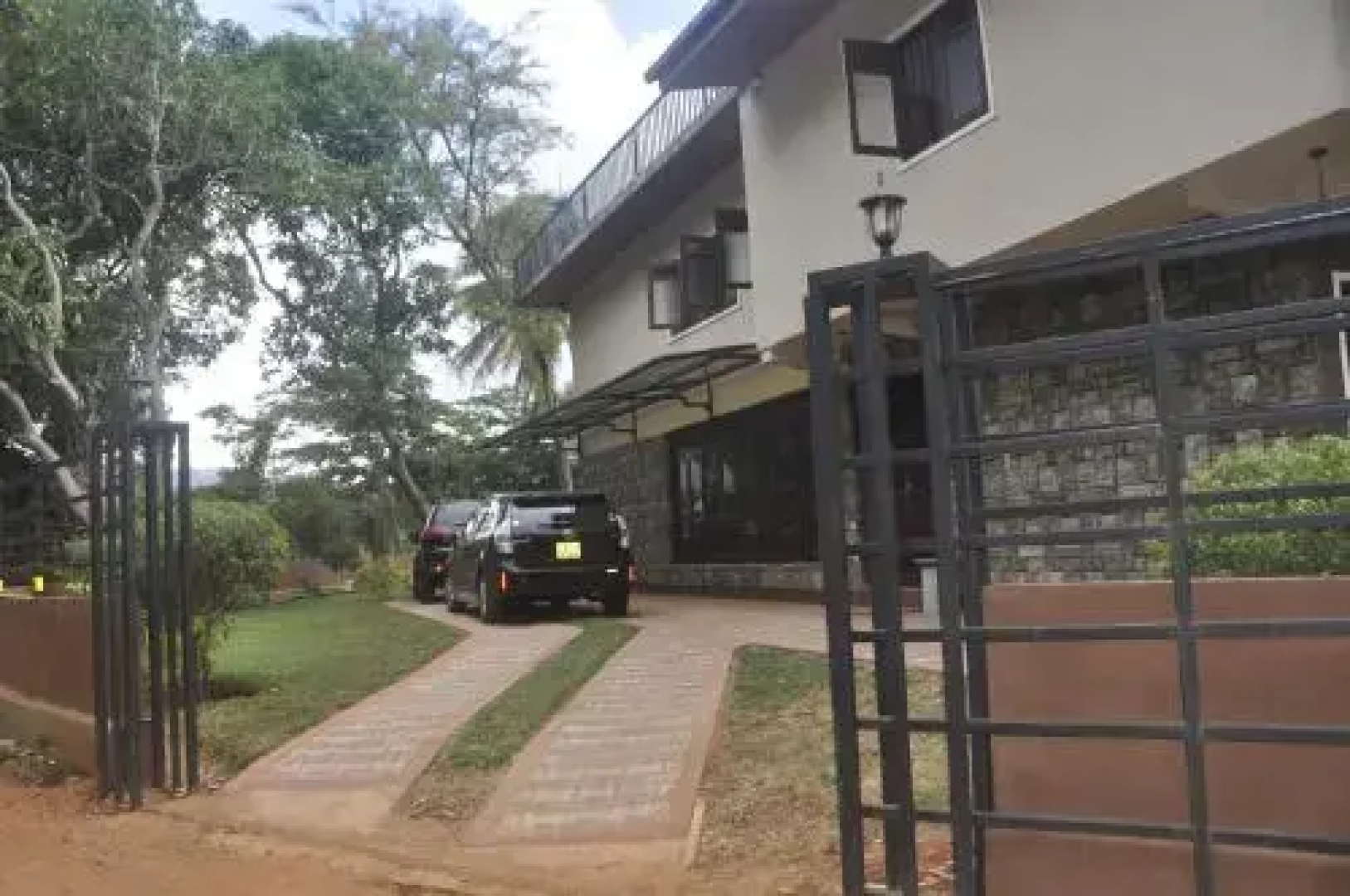 Yenus Bungalow
