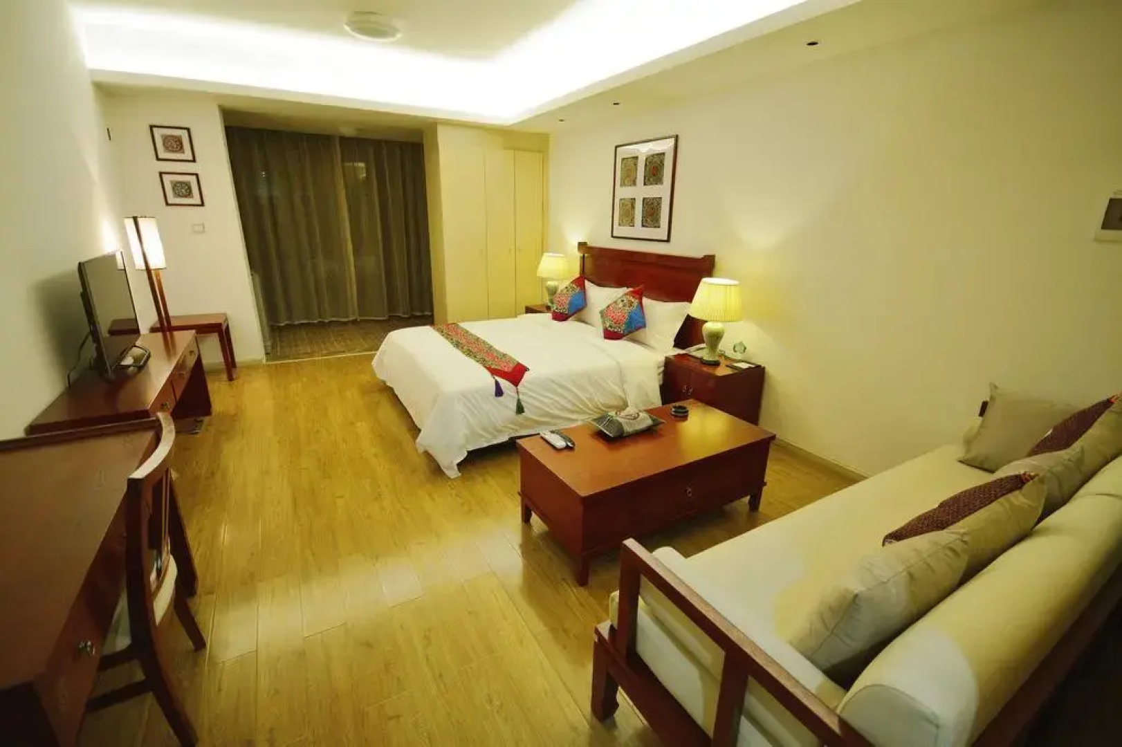 Estay Resort Happiness Garden Lijiang