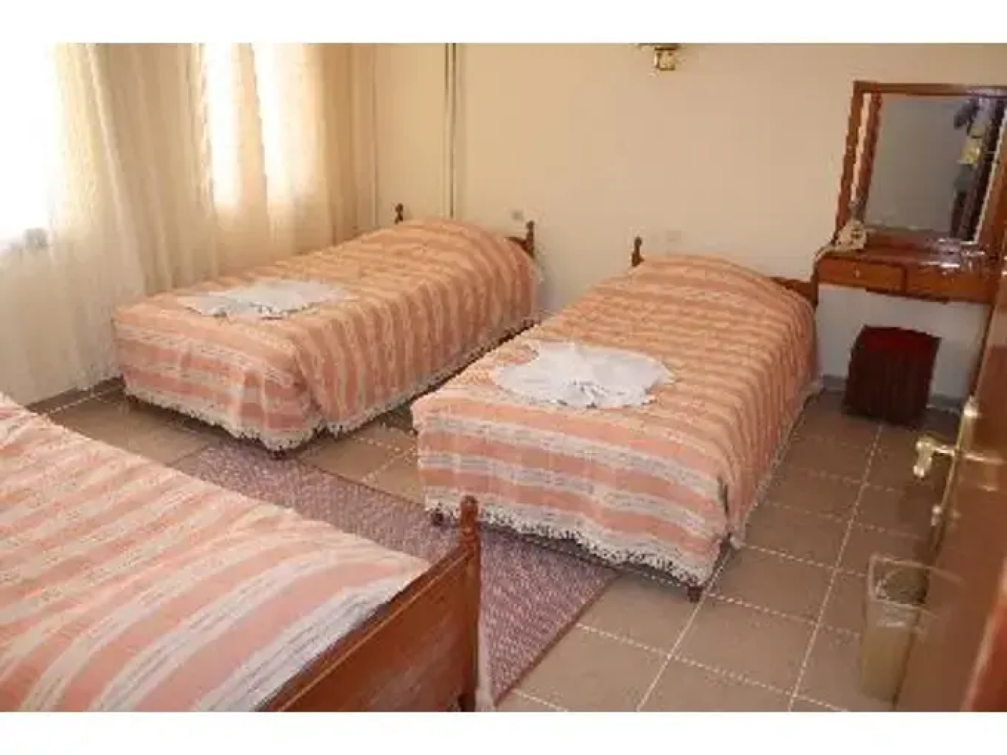 Tur Hotel