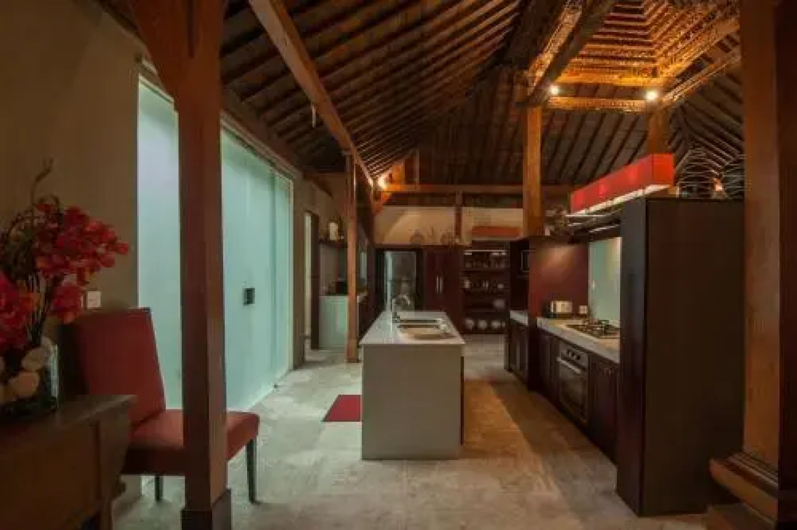 Echo Beach Residence