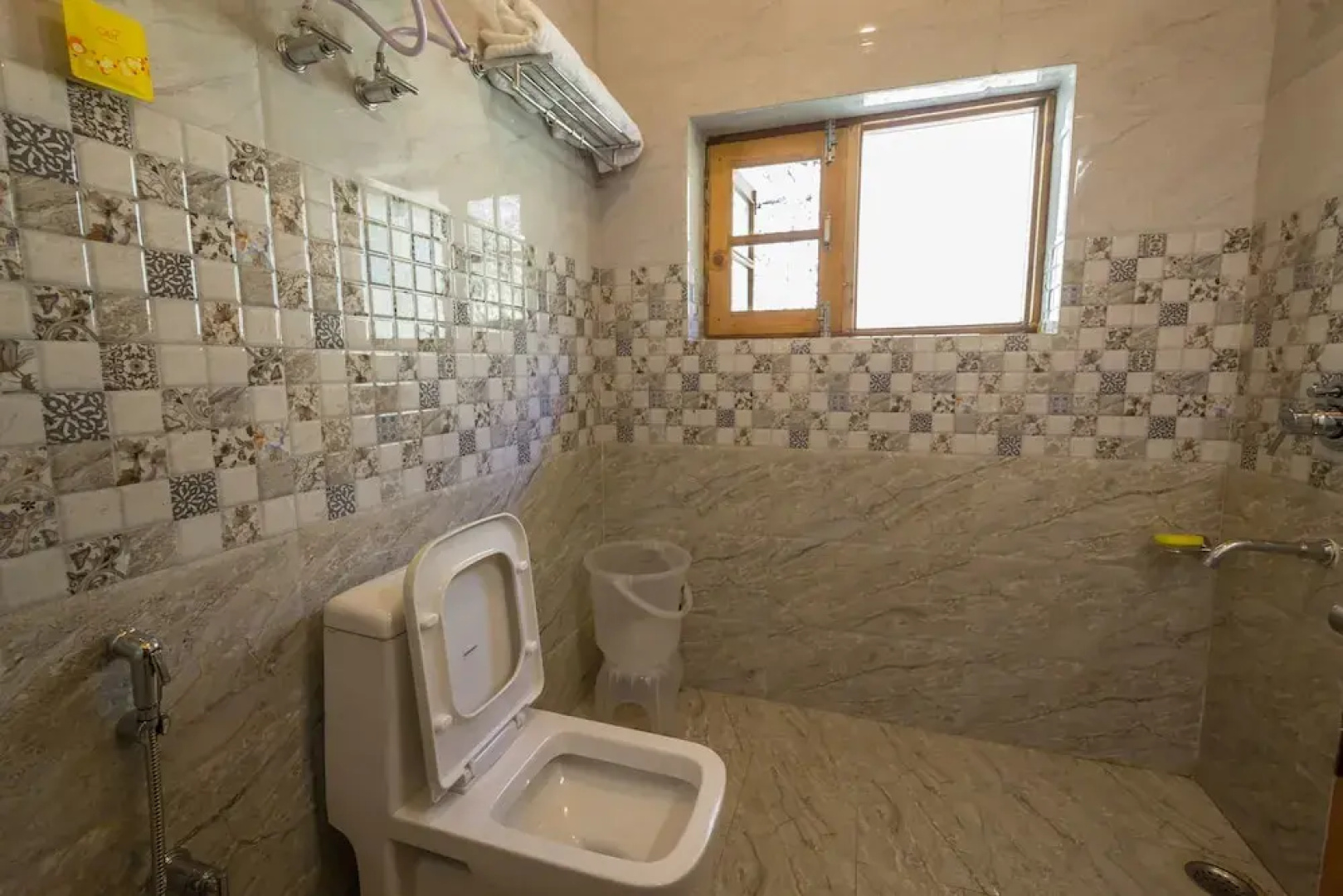 V Resorts Mantra Cottage Manali