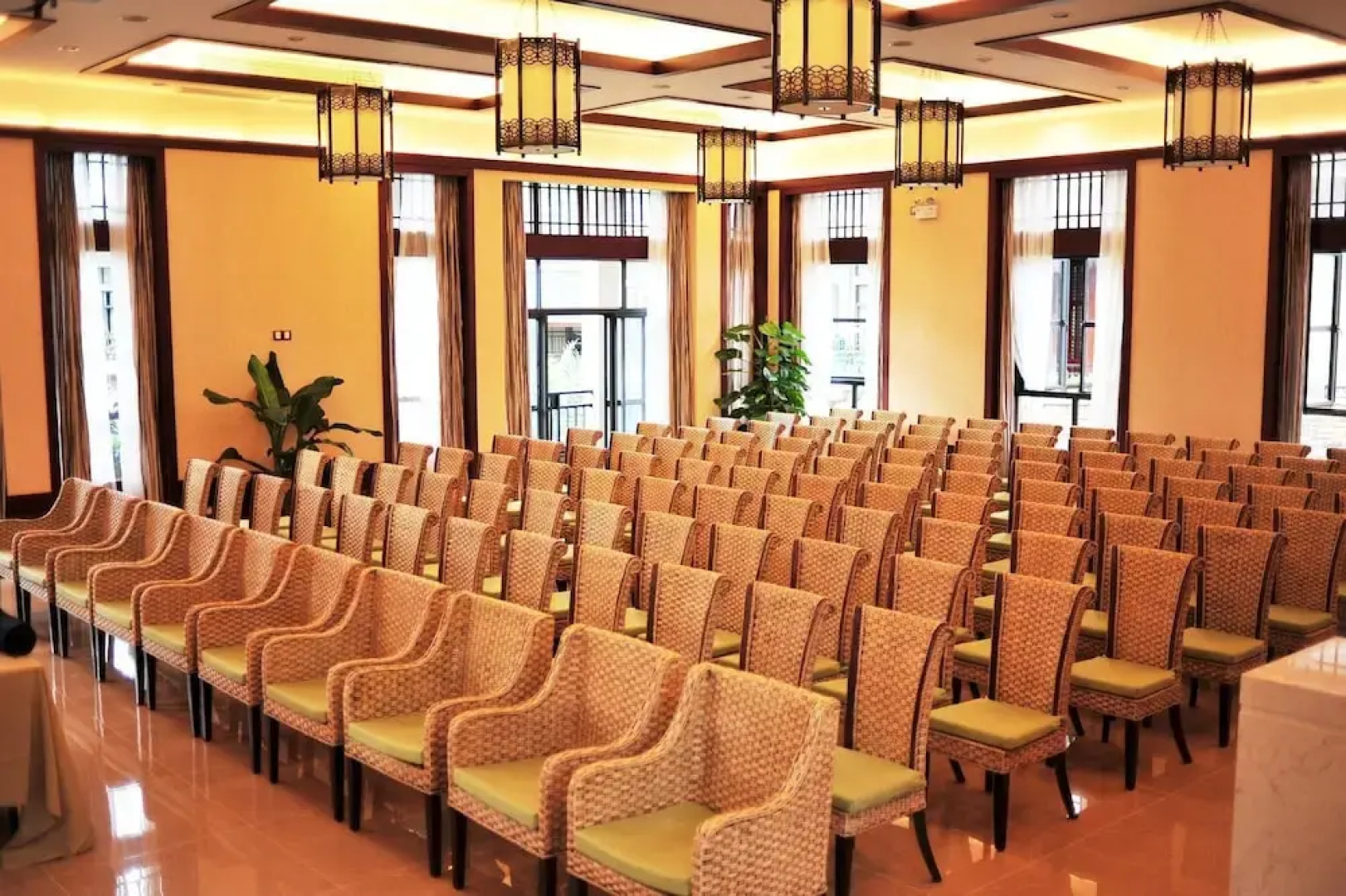 Yanoda Rainforest No.1 Hotel