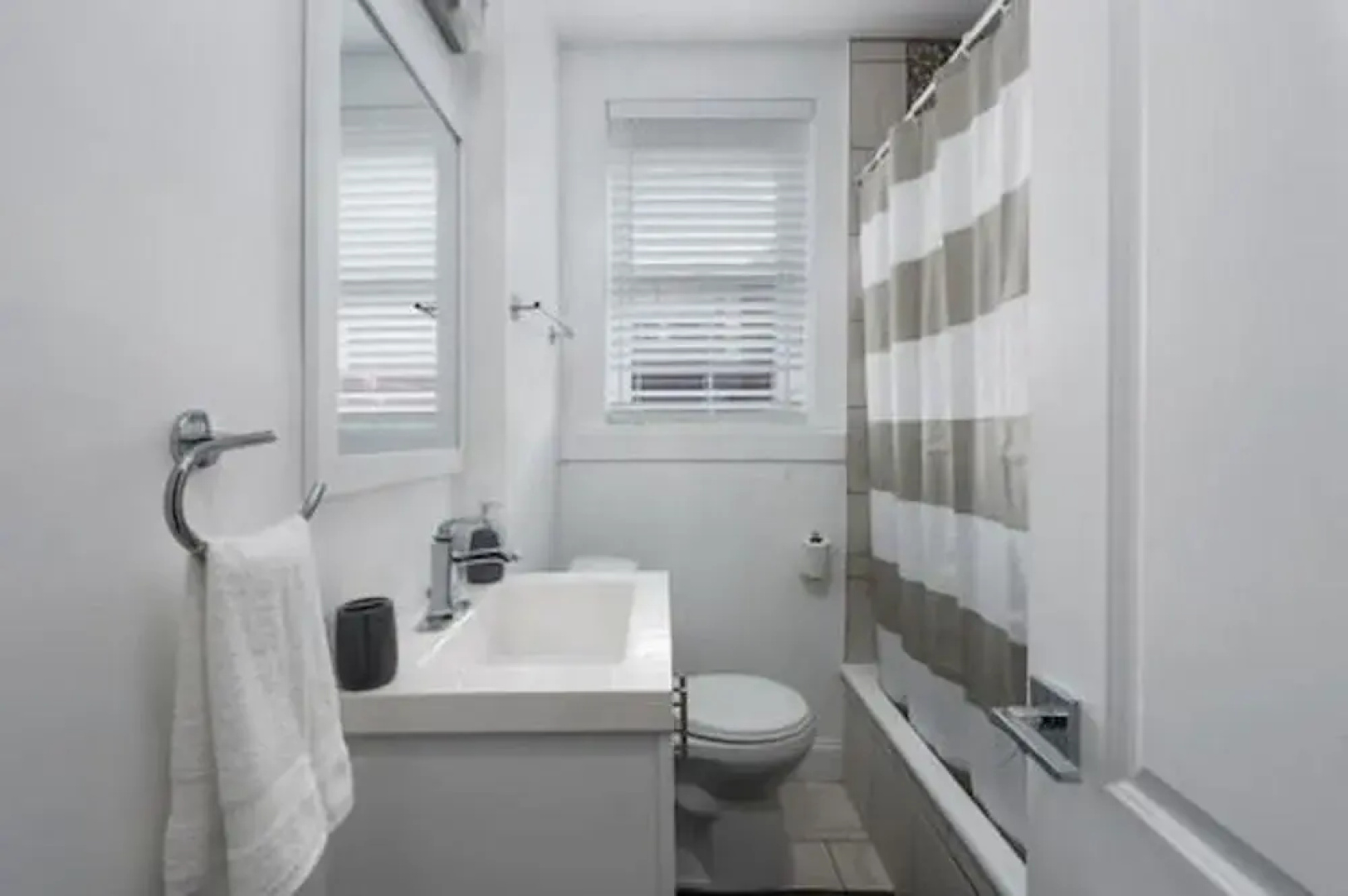 Contemporary Sidney Street Corporate Rentals