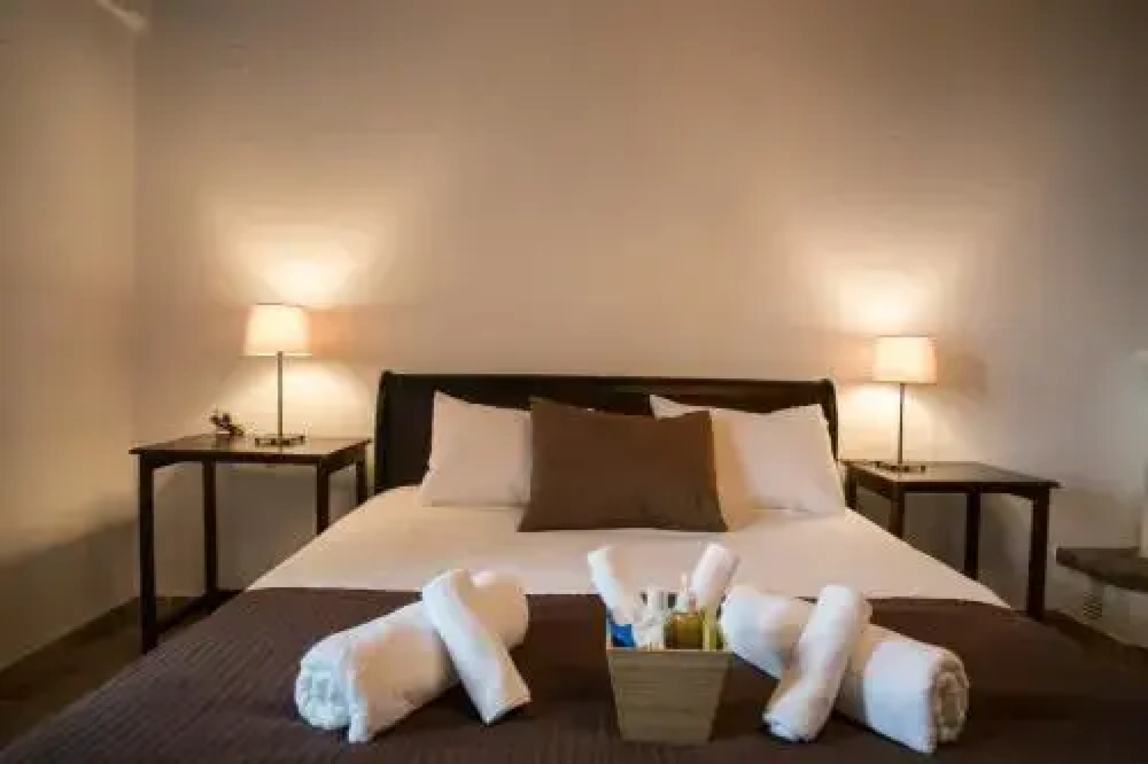 Enastron Guesthouse