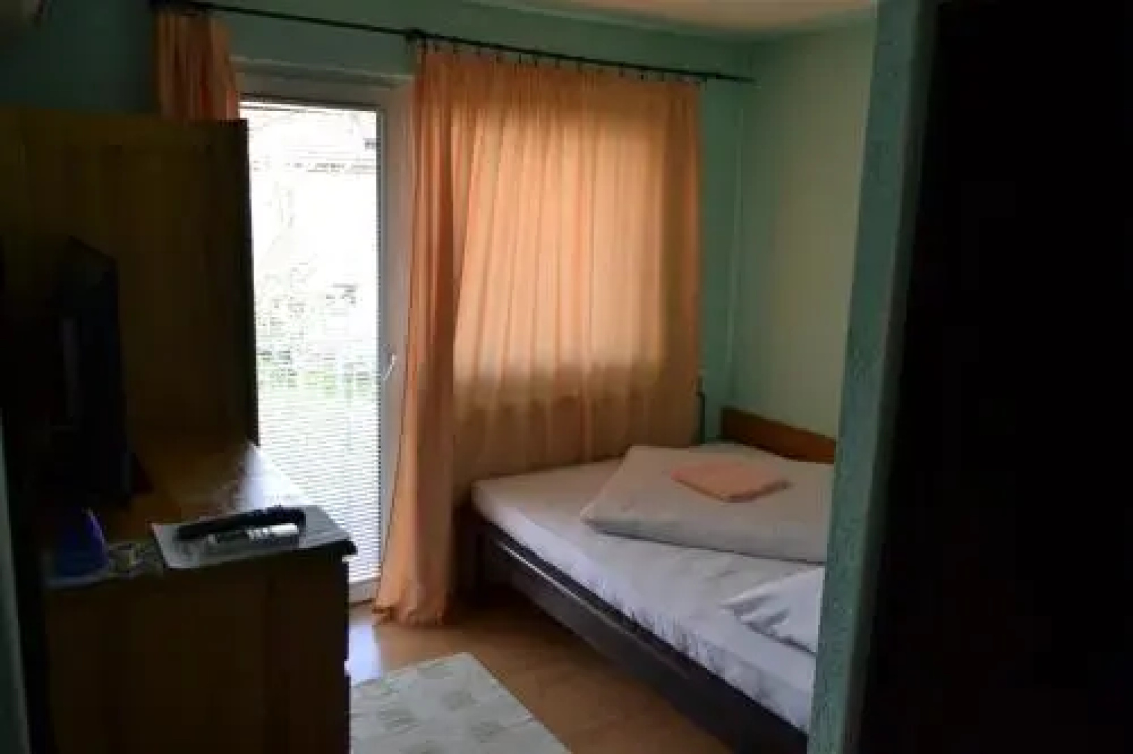 Motel Aura