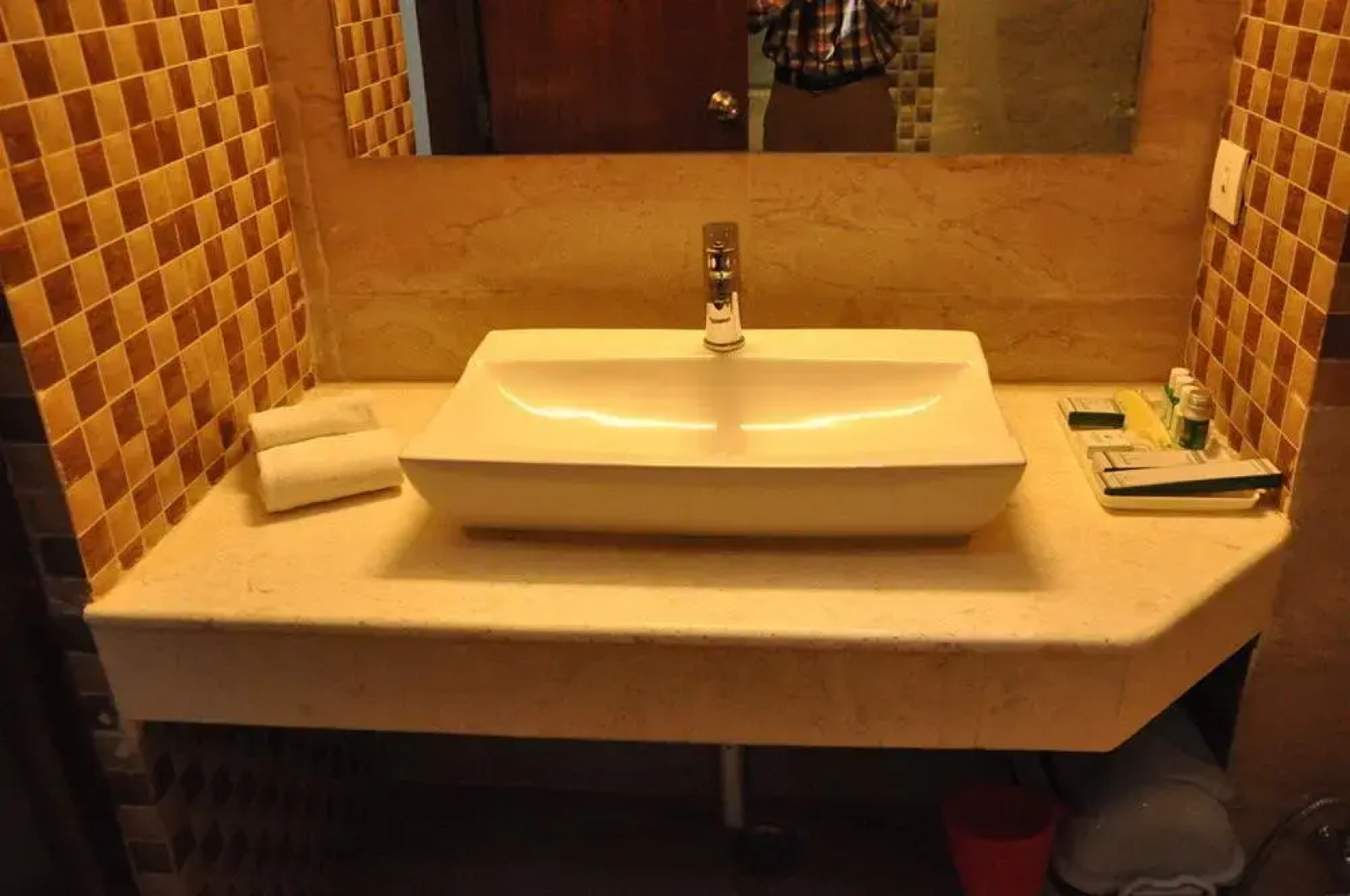 OYO Premium Gwalior City Centre