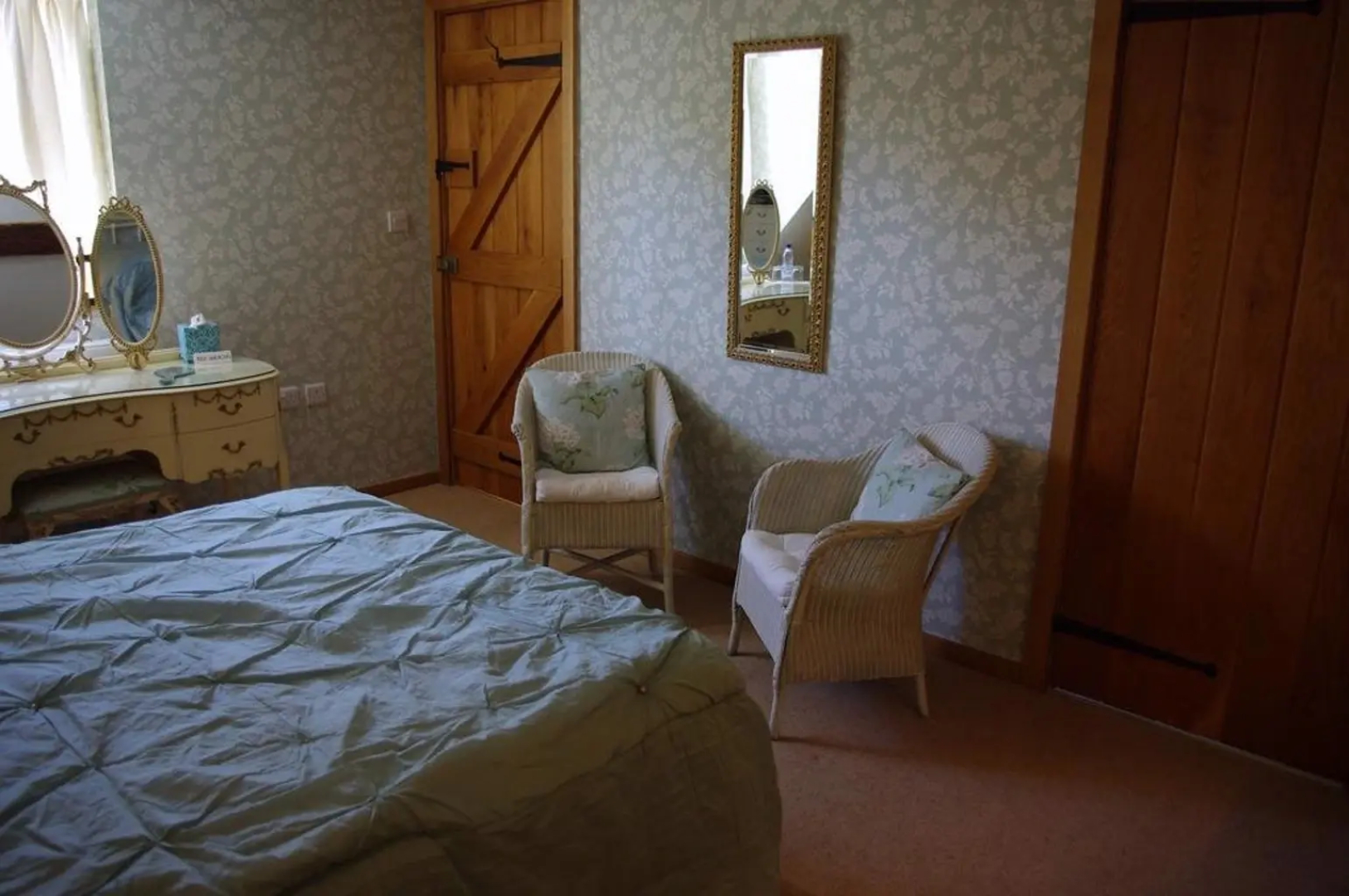 Red House Cottage Bed and Breakfast