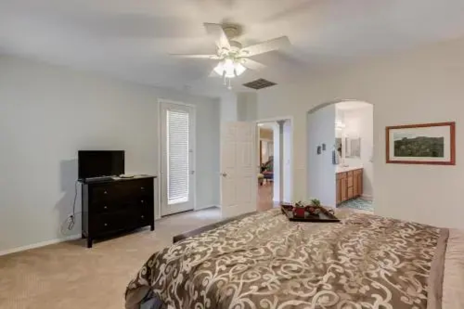 Wallner - 3 Br home by RedAwning