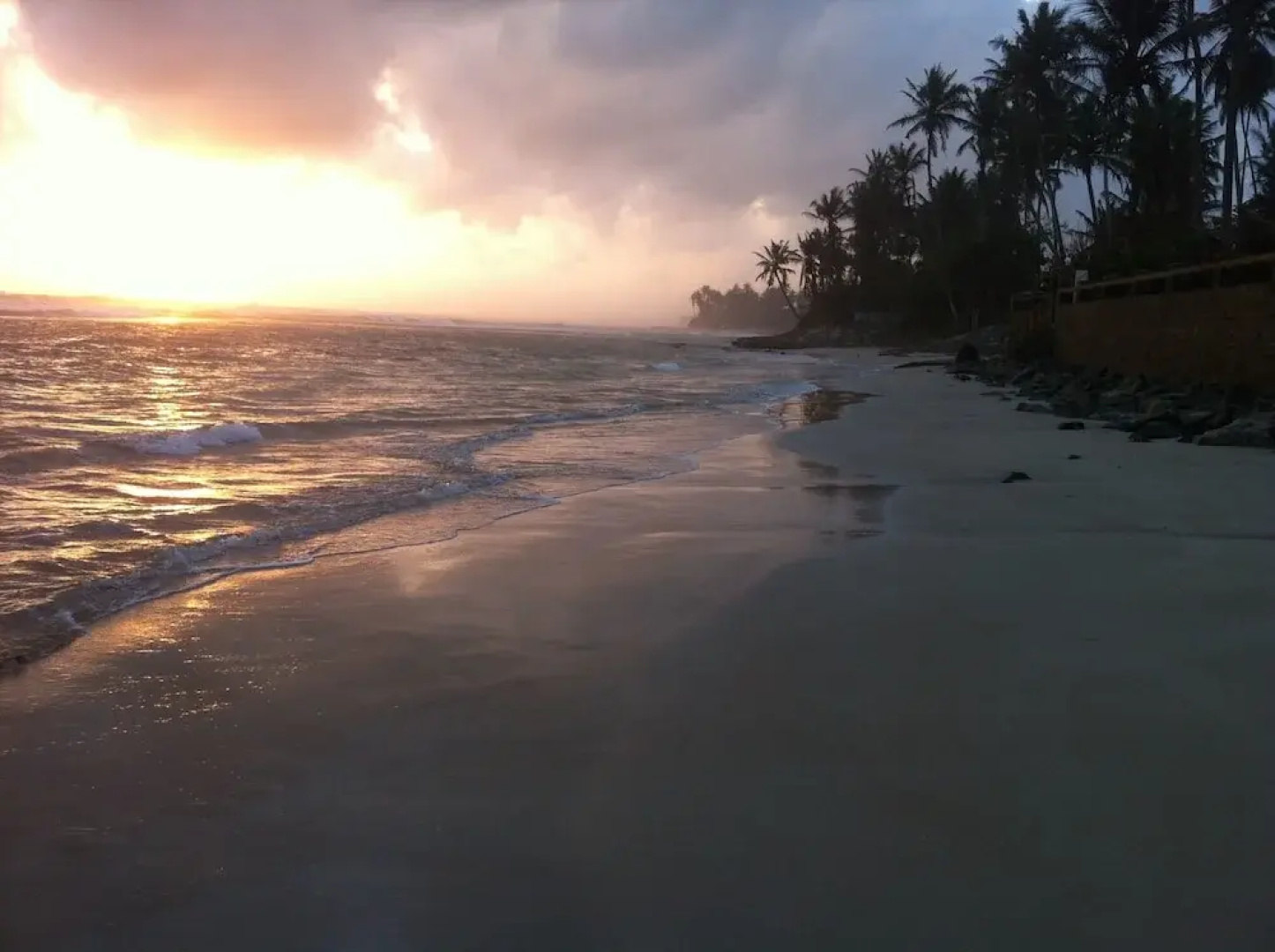 Nu-vin Beach Hotel