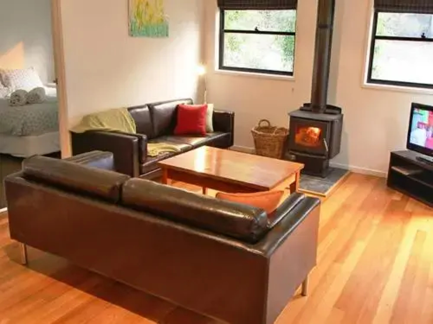 Banksia Lake Cottages
