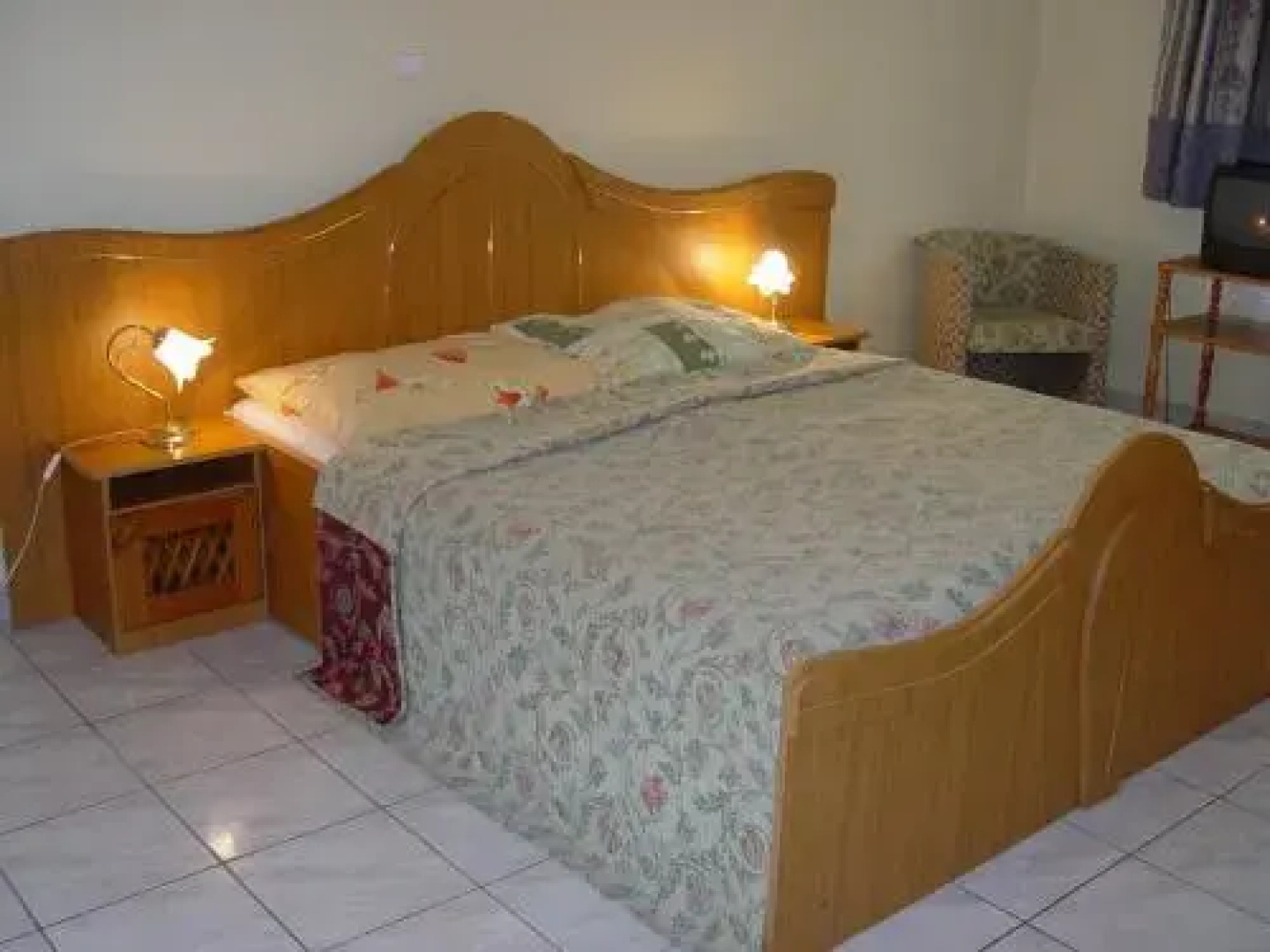 Sissi Pension Vonyarcvashegy-Balaton