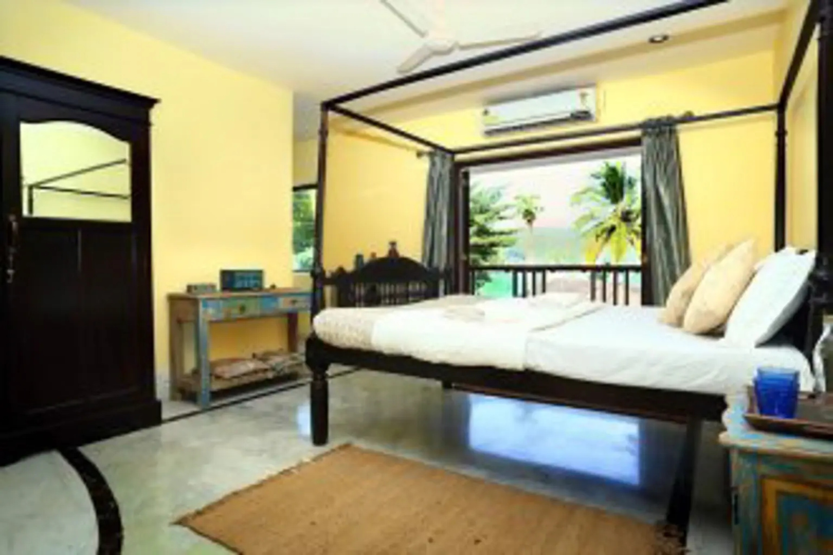 Nora Spiritual Villa Siolim