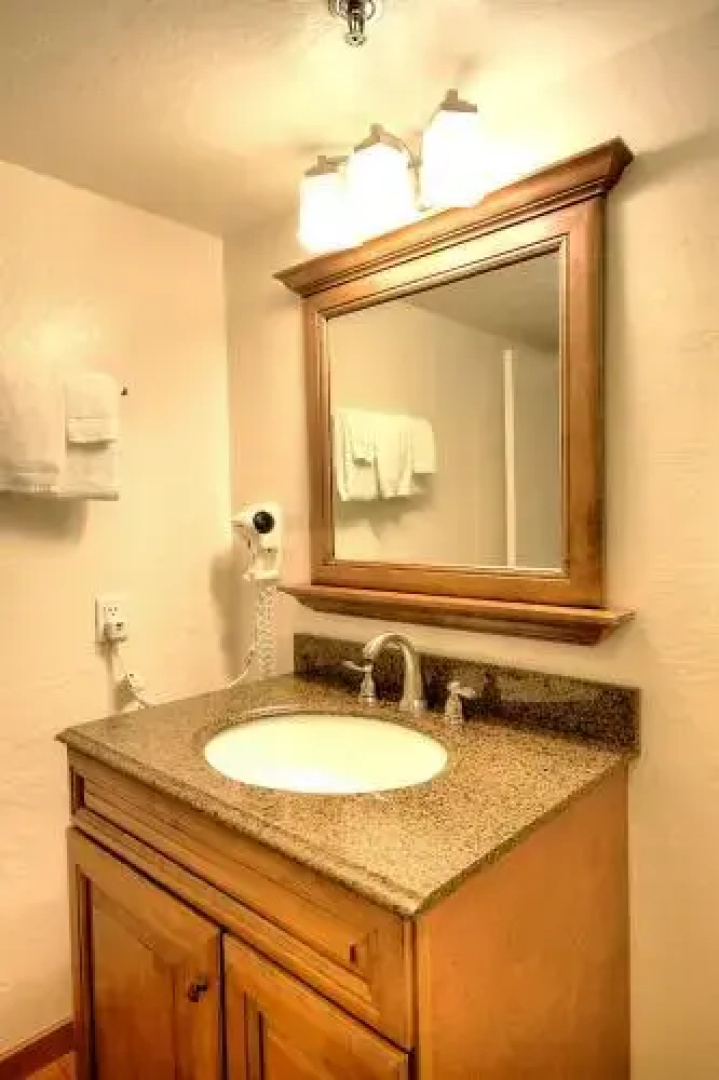 Yosemite West Condominiums