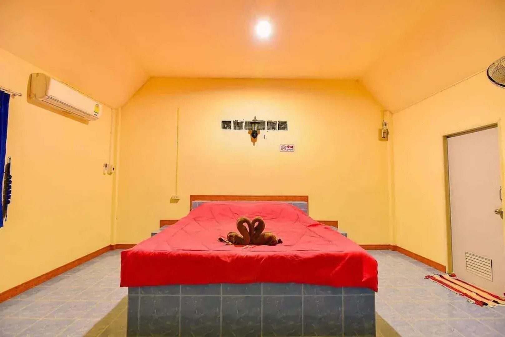 Bua Luang Nakara Resort