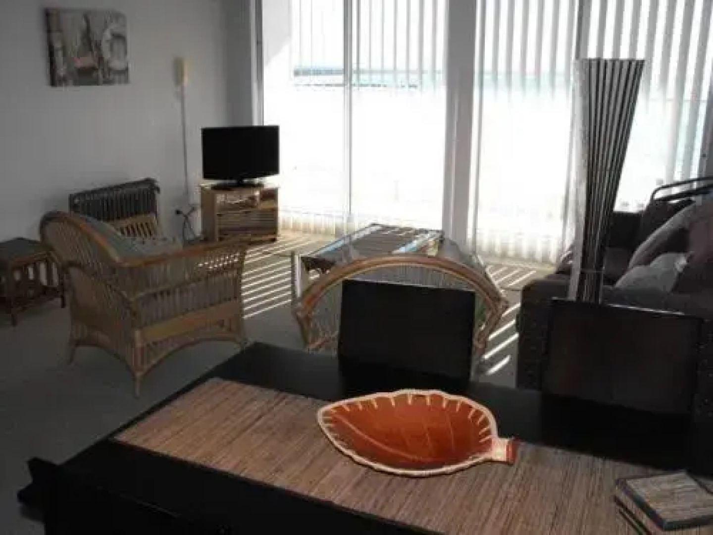 Oceanic, Unit 14, 8-12 North Street