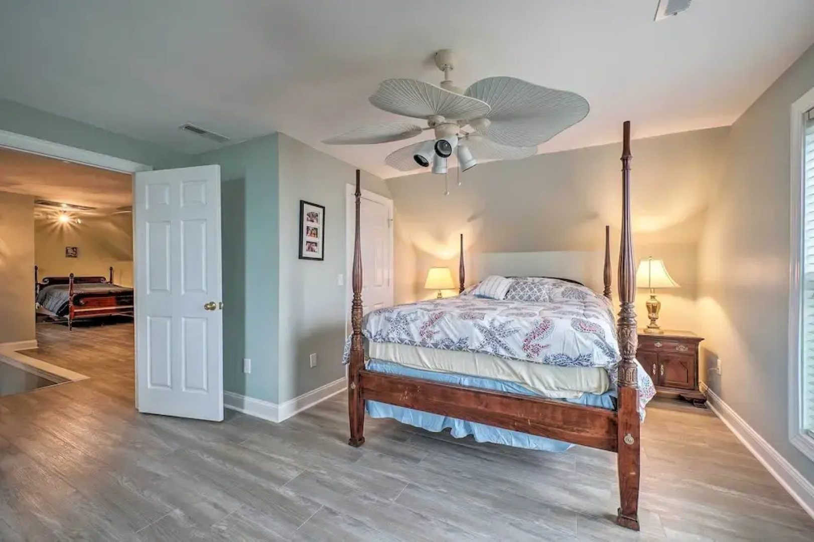 Updated Family Getaway: Walk to Sea Haven Beach!
