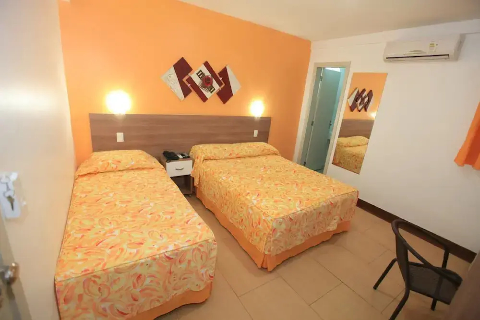 Oly Plaza Hotel