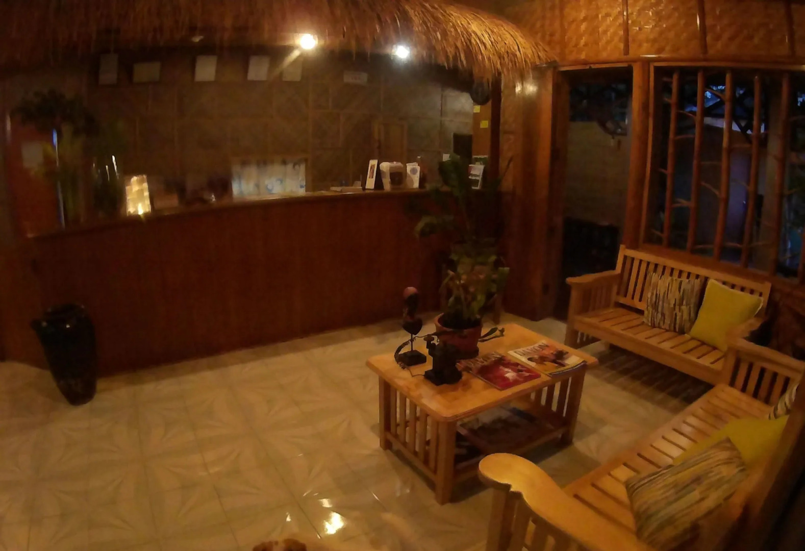 Blue Wave Inn Beach Resort & Restaurant