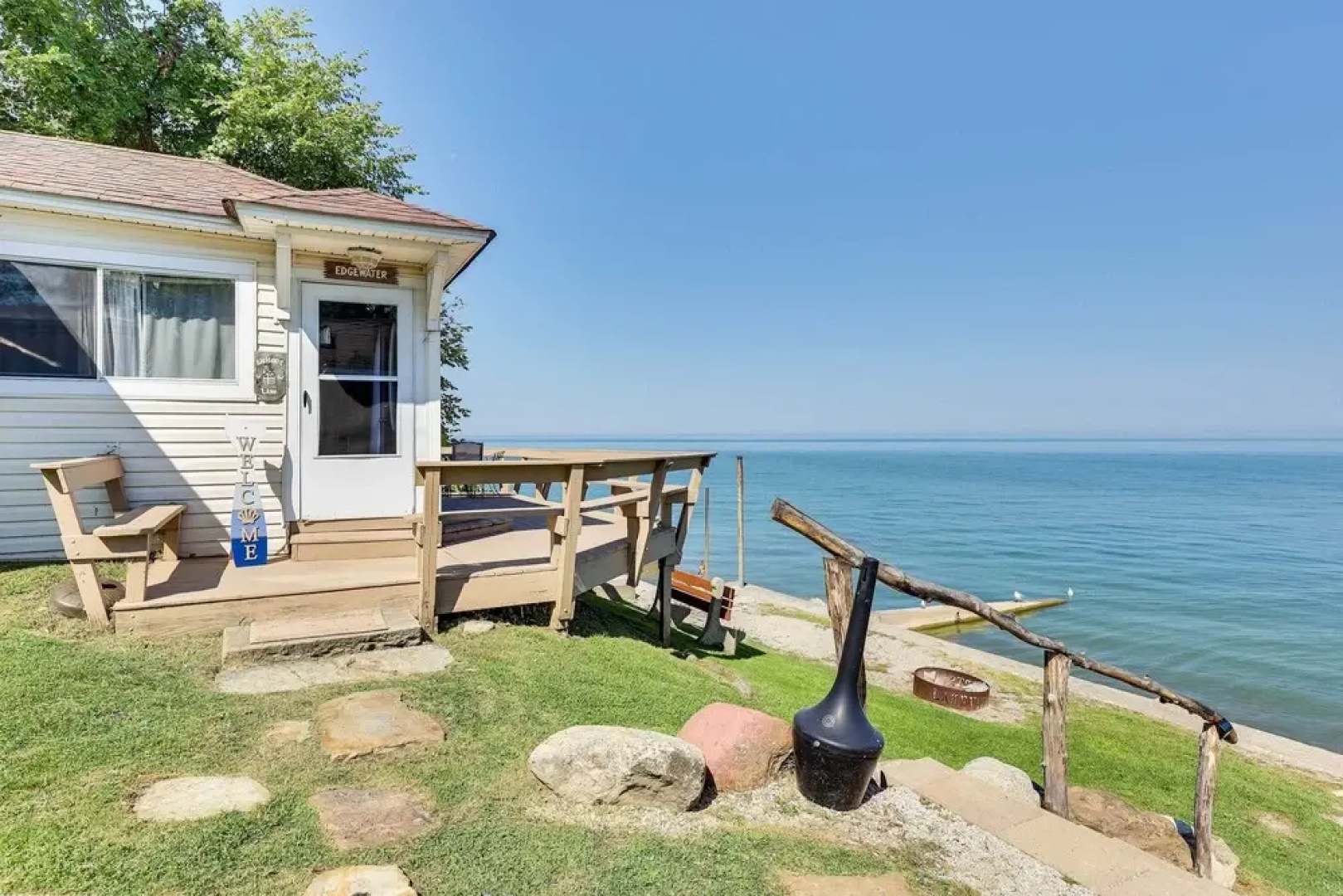 Scenic Geneva Cottage w/ Lake Erie Beach Access!