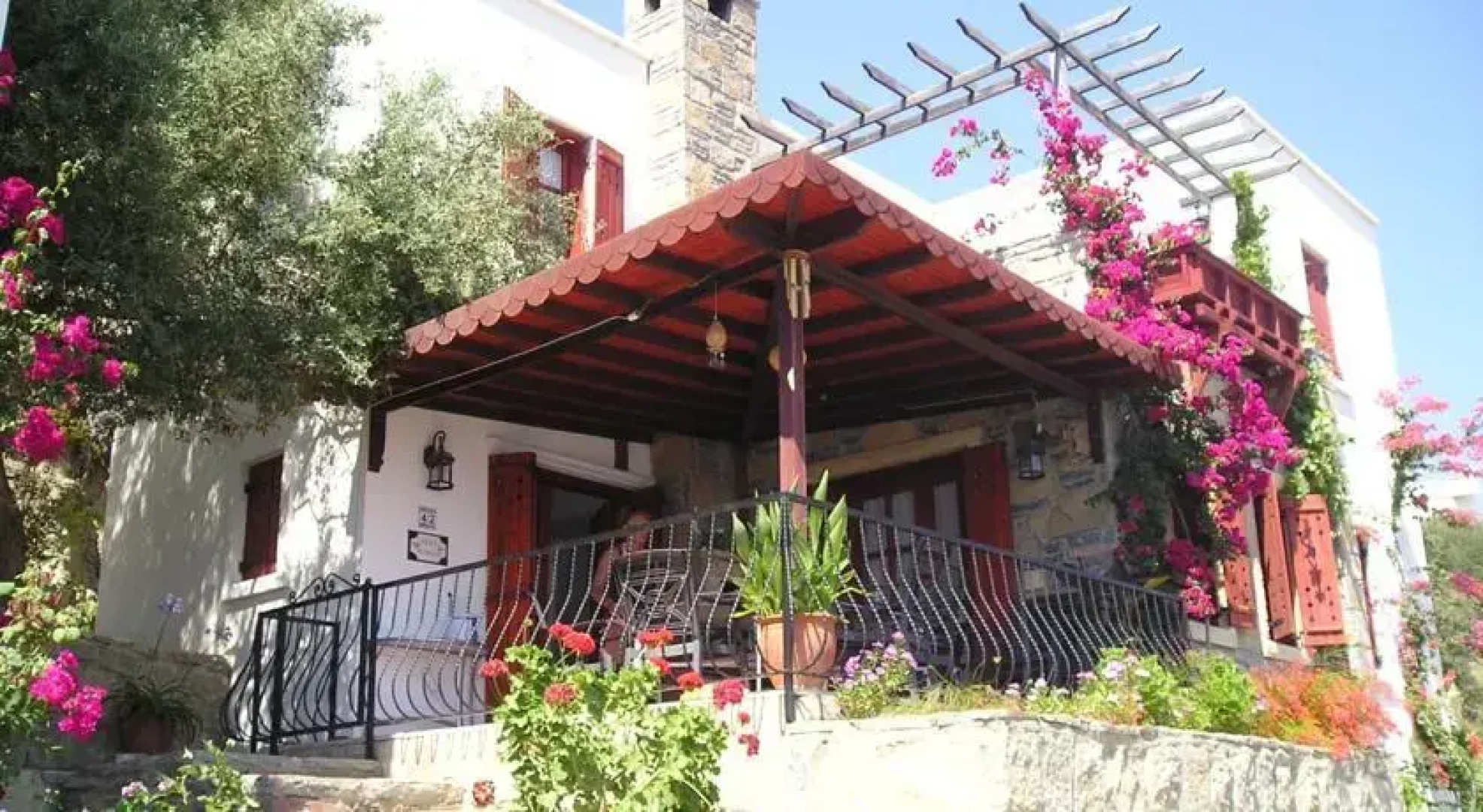Villa Adakani
