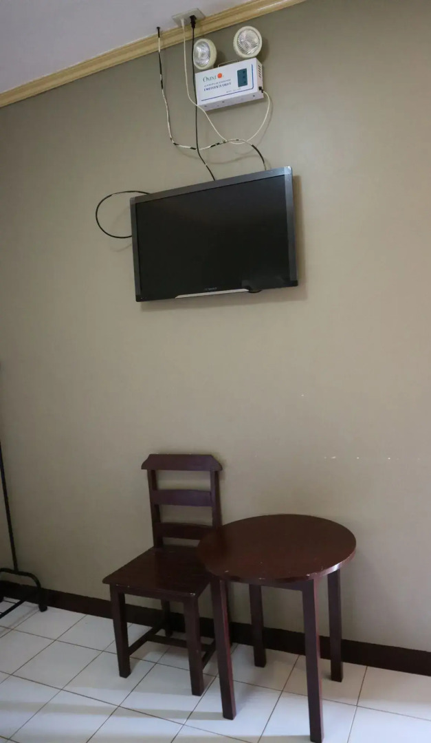 Lola Charing Pension