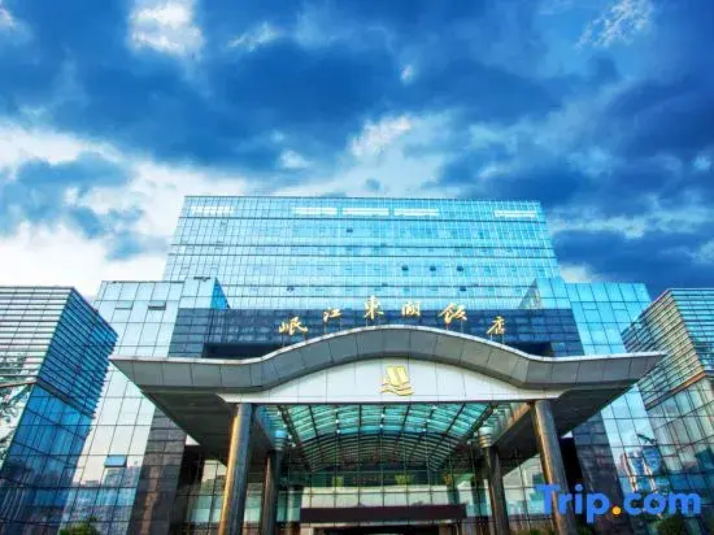 Minjiang Donghu Hotel