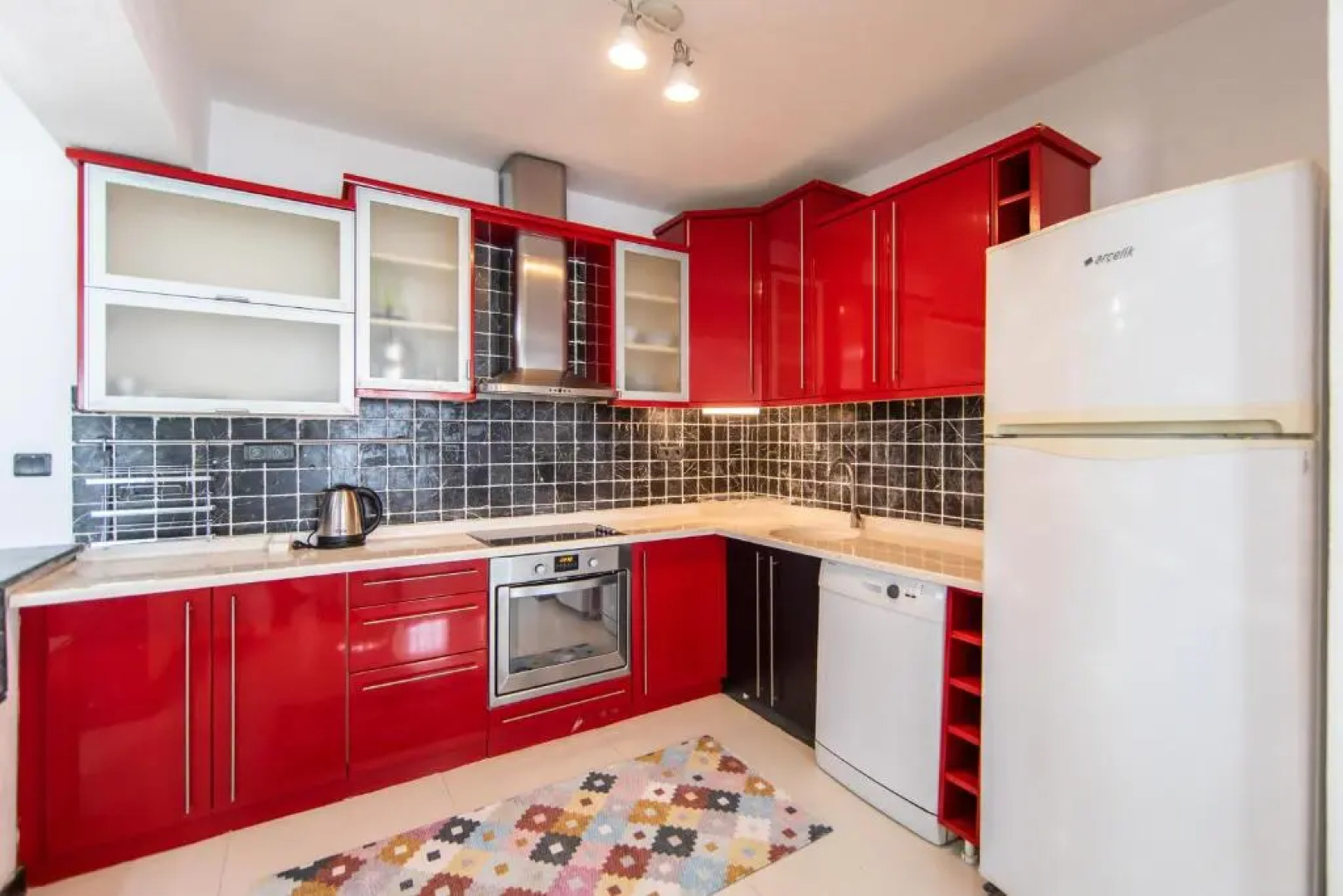 Kefi Beach and Suites