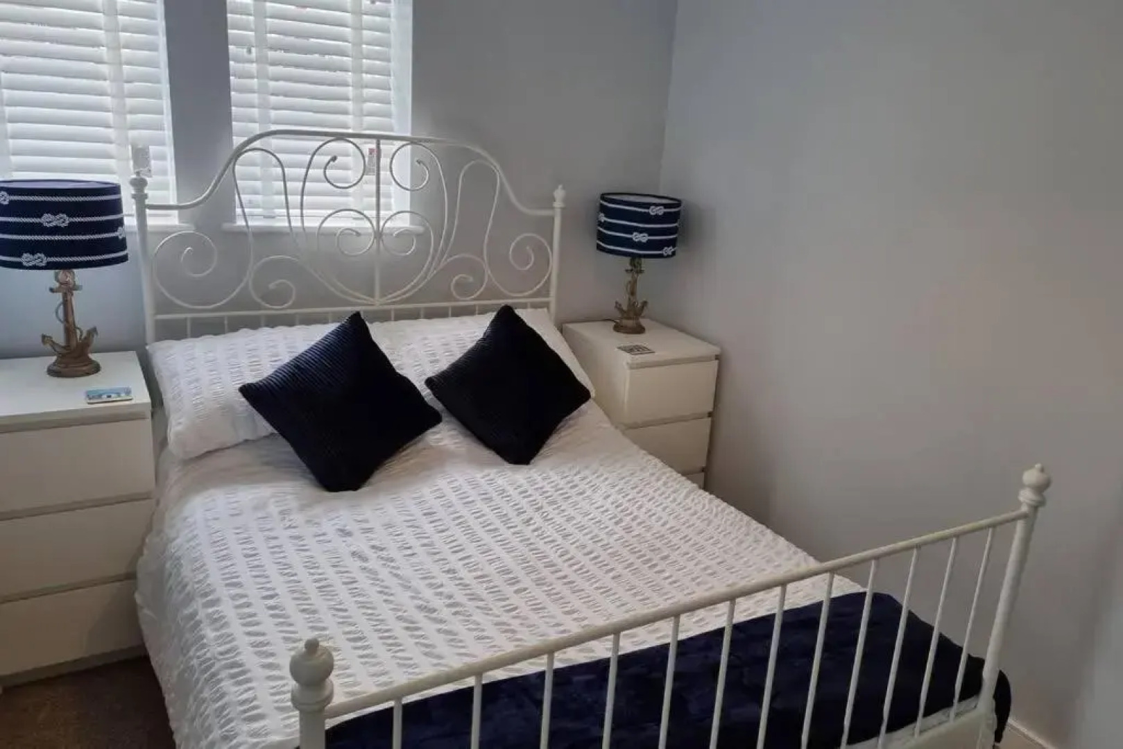 2 Bedroom Seafront Apartment