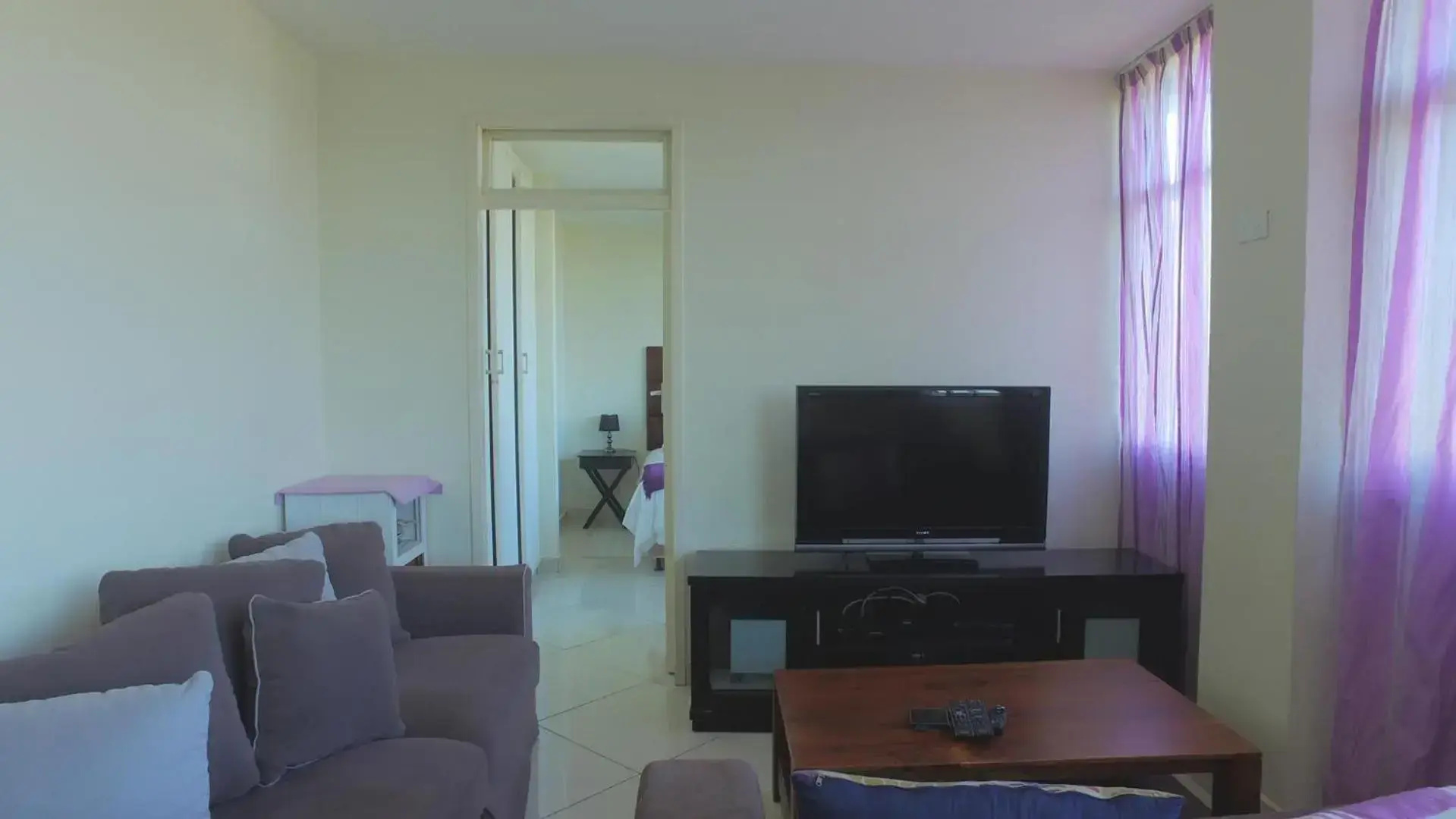 Shangri LA Apartment 208 & 803
