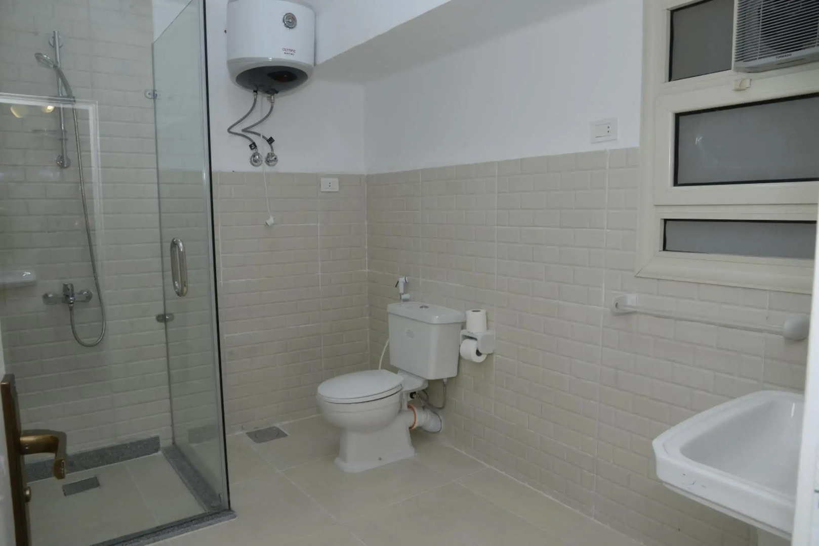 Отель Lotus Hotel