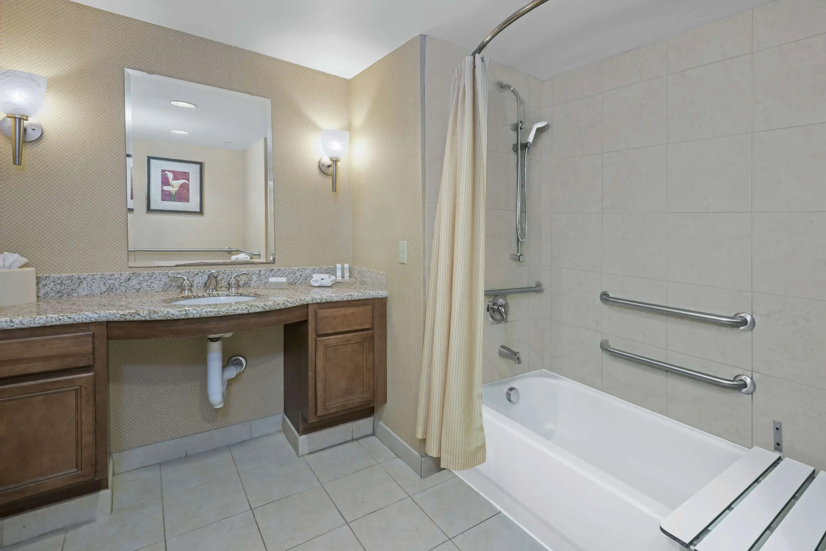 Homewood Suites by Hilton Laredo at Mall del Norte