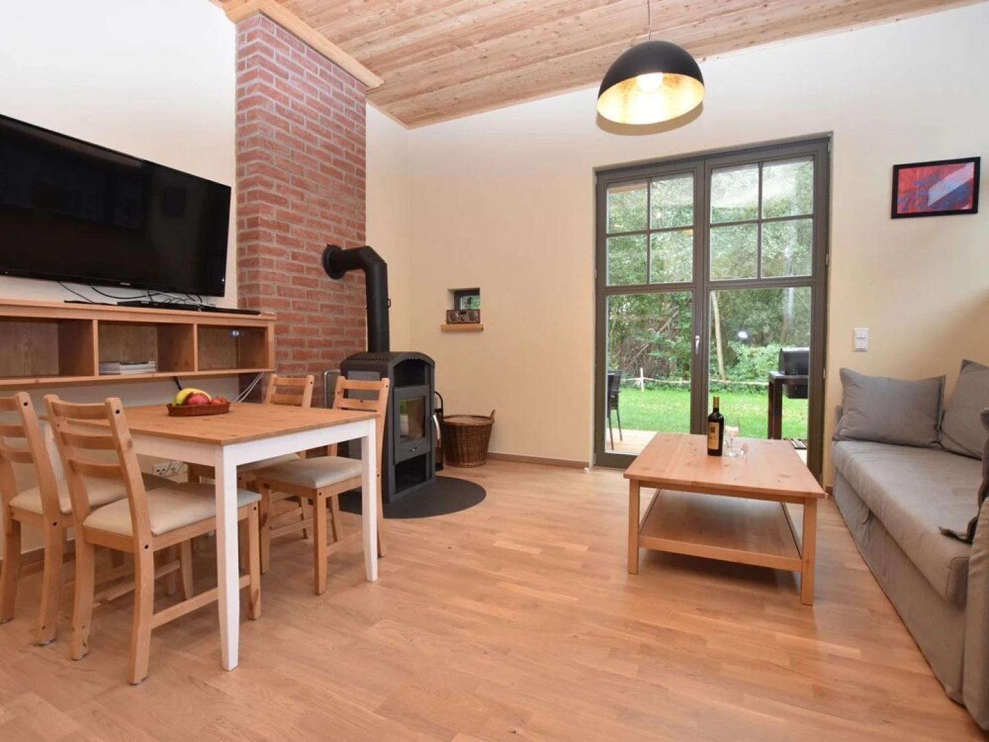 Vintage Apartment with Garden in Steffenshagen