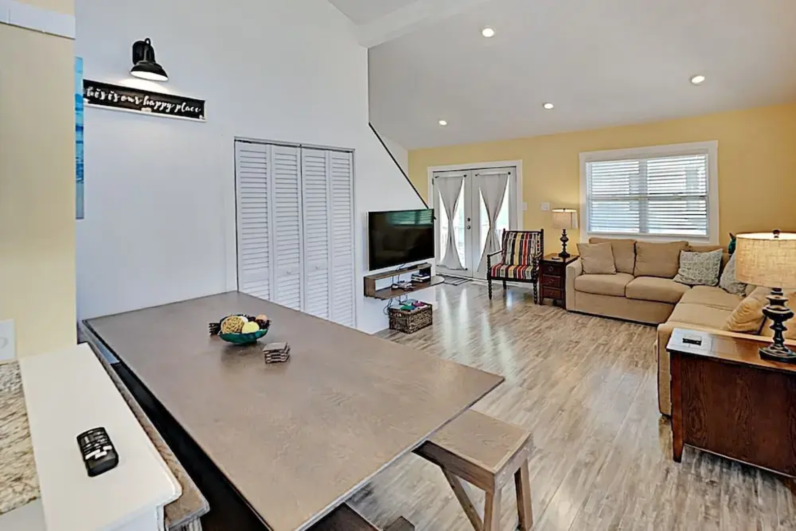 Newly Renovated, Minutes From Ocean City, Assateague Island 4 Bedroom Home