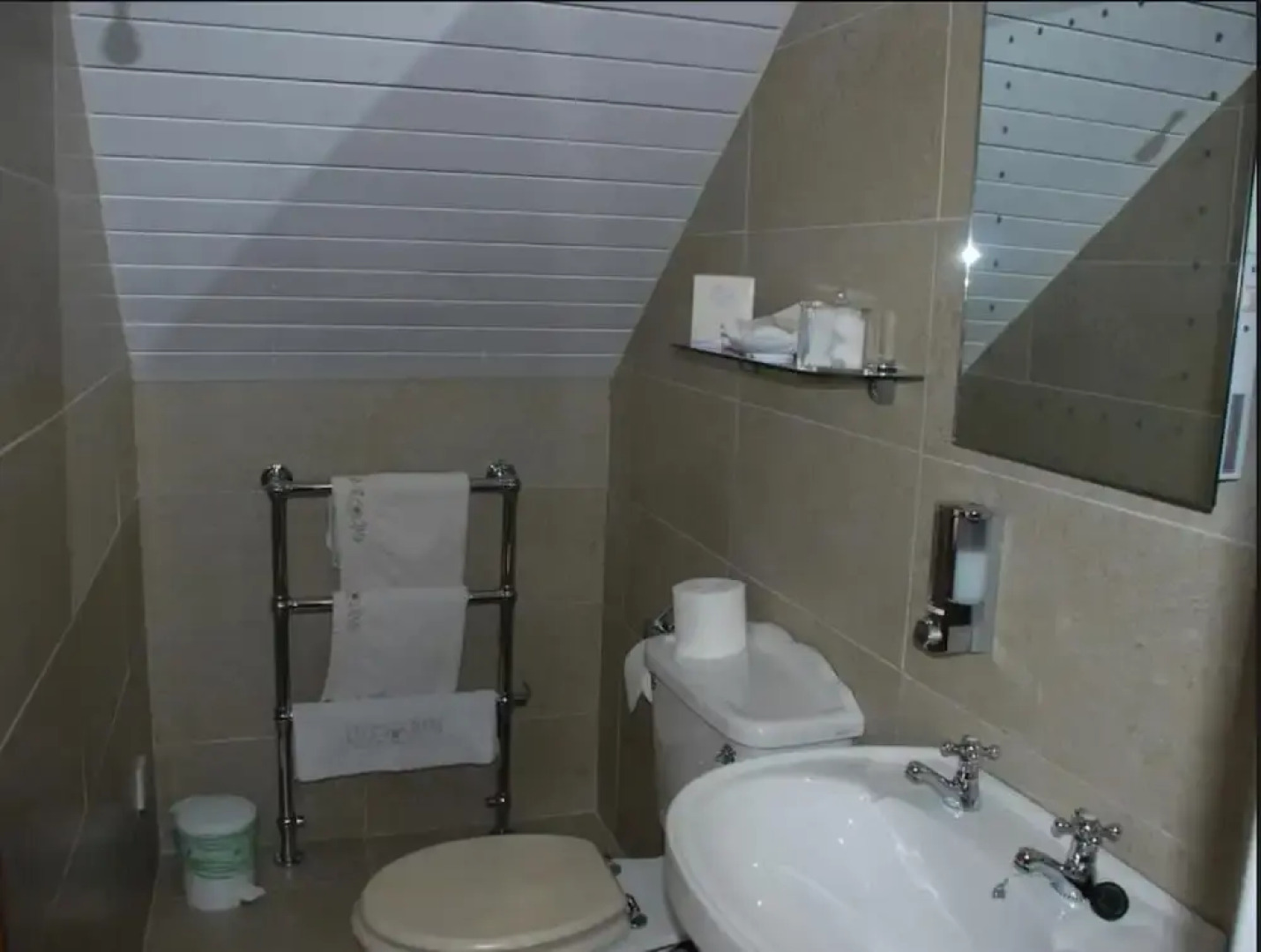 Eskview Farm Bed and Breakfast