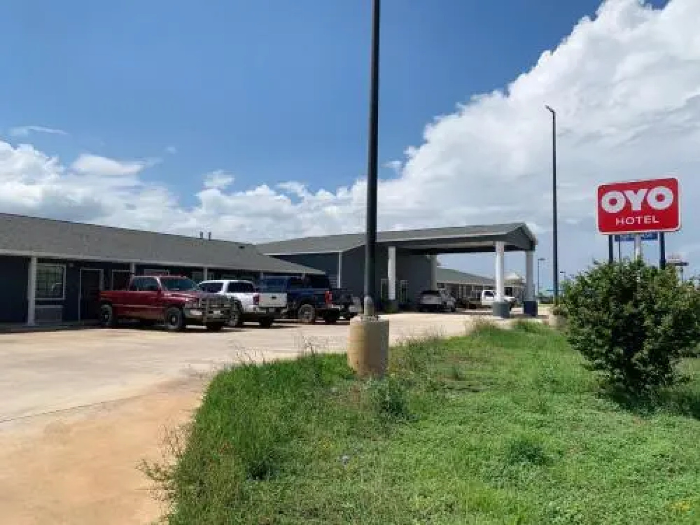 Southern Inn and Suites Pearsall