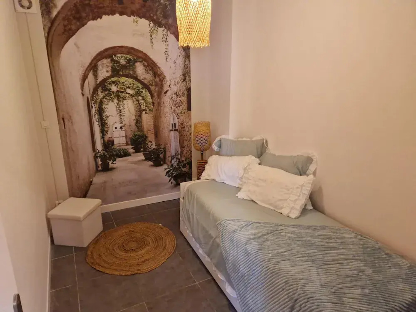 Apartment With Swimming Pool, Wifi