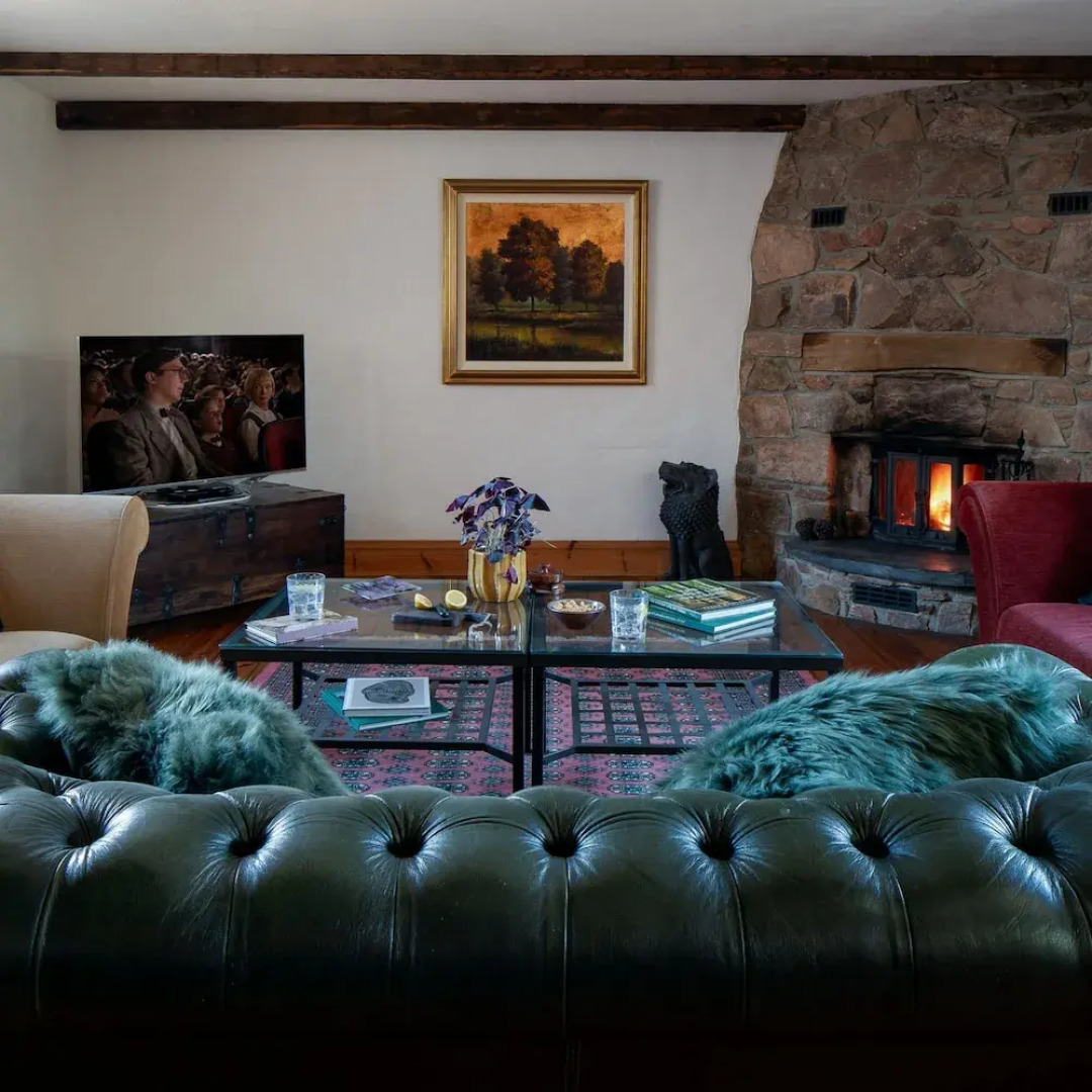 Old Coach House in Berry Pomeroy