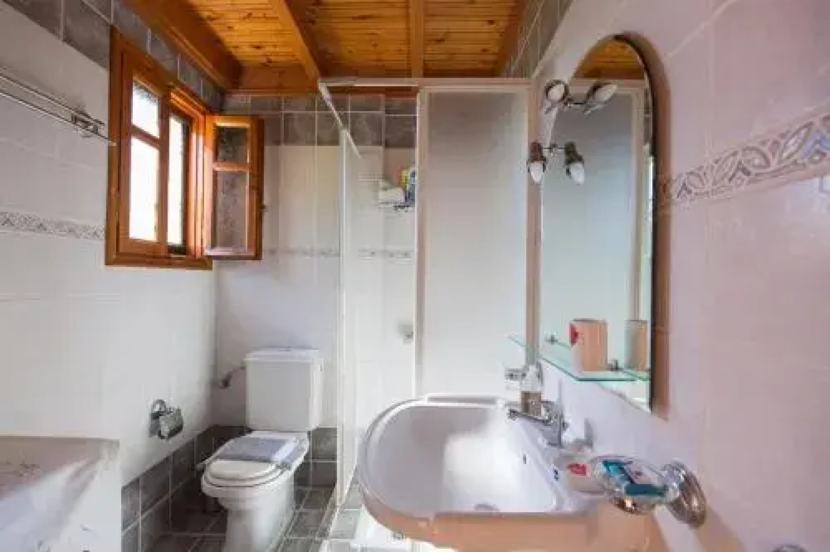 Villa Heaven's Knights 2 with private pool.