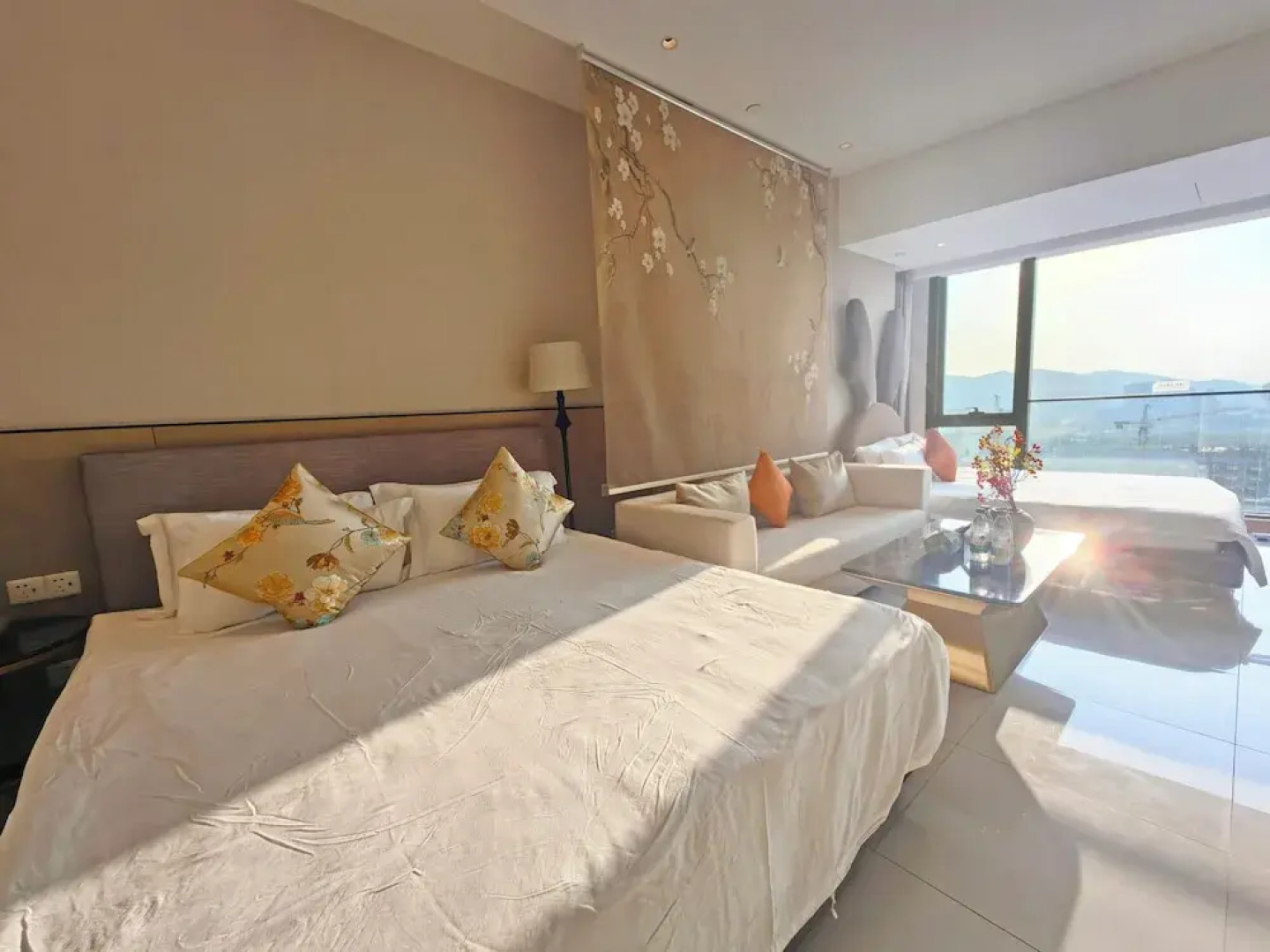 Interact China Fine Condo - Novotown