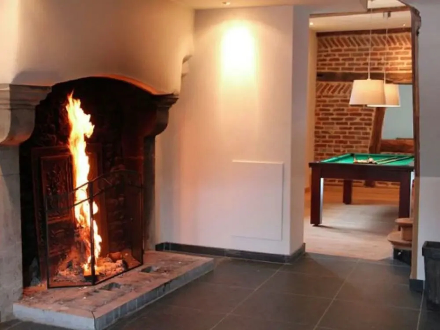 Attractive Holiday Home with Pool, Hot Tub, Fireplace near Spa