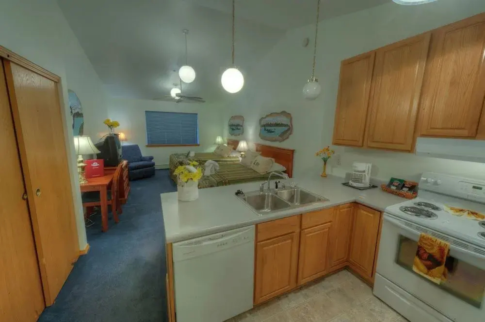Frontier Suites Hotel in Juneau