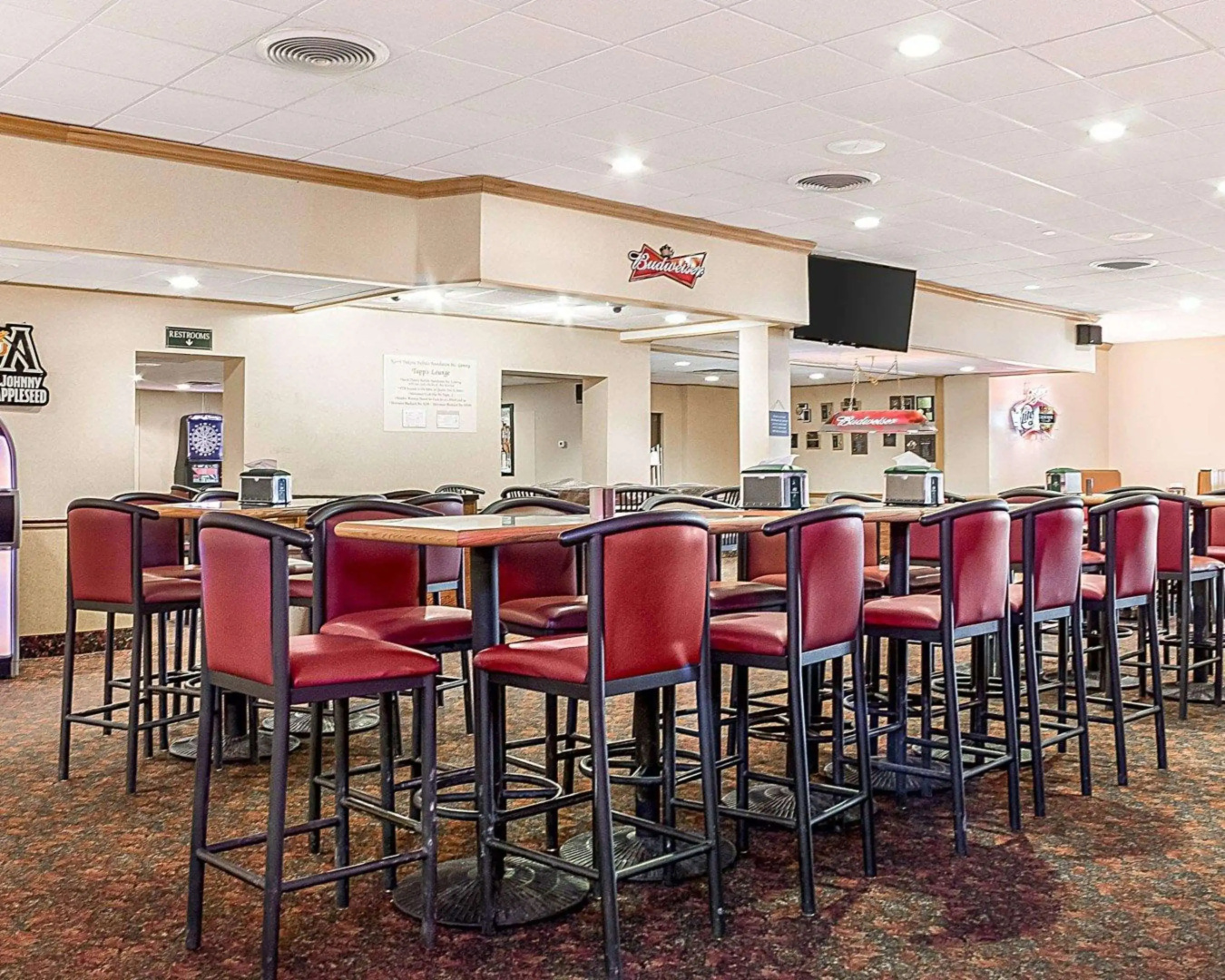 Baymont by Wyndham Jamestown Conference Center & Water Park