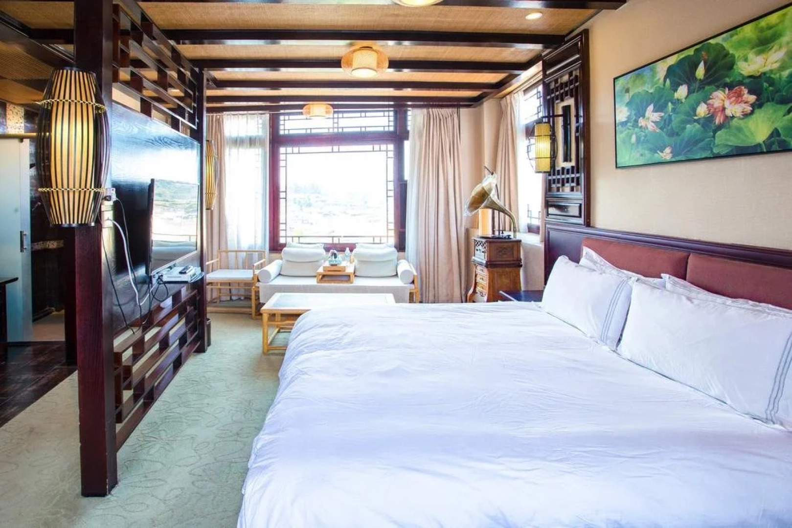 Tengchong Heshun Qishe Inn