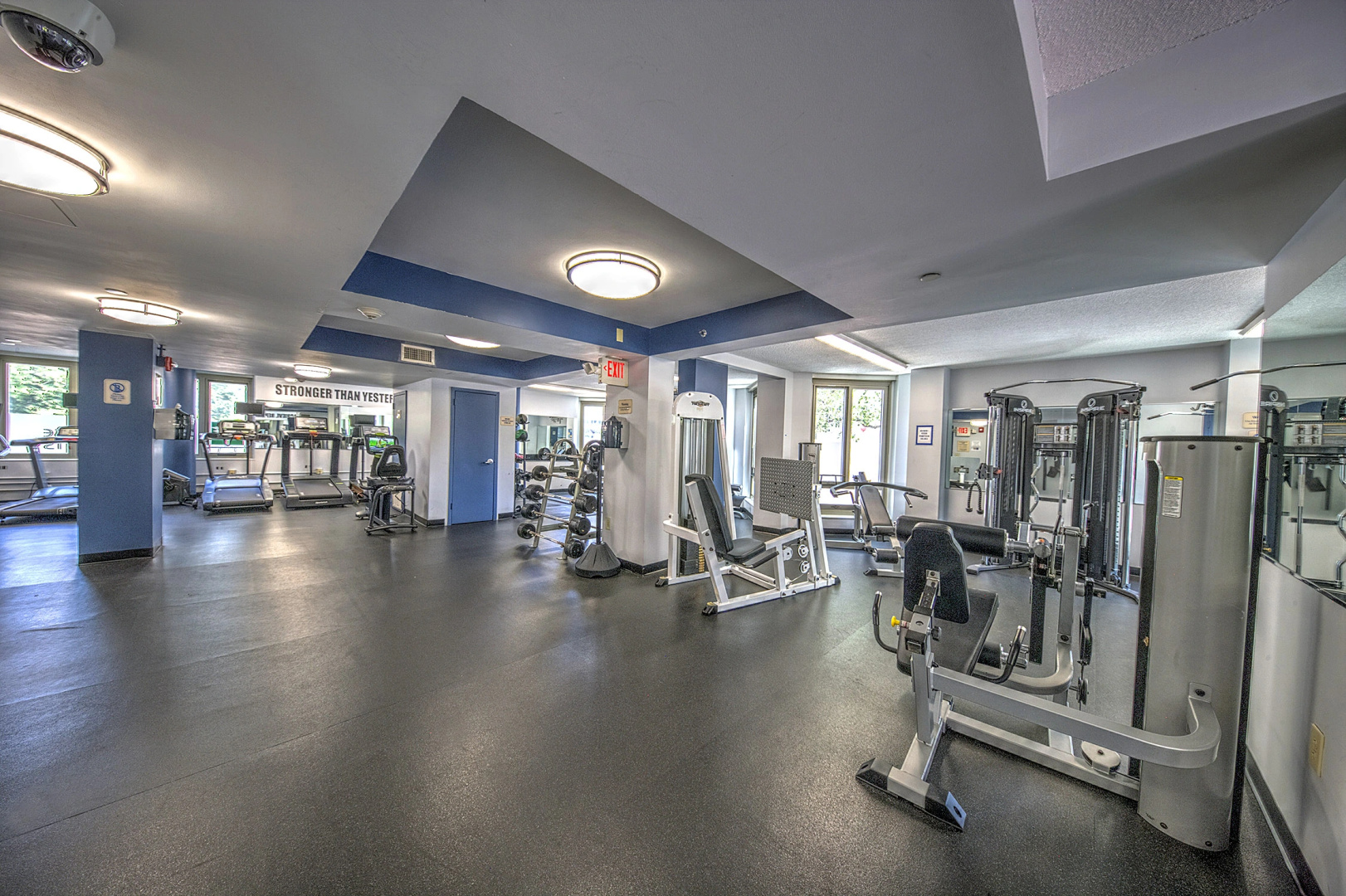 Outstanding 2 Bed Apt in Heart of Back Bay!