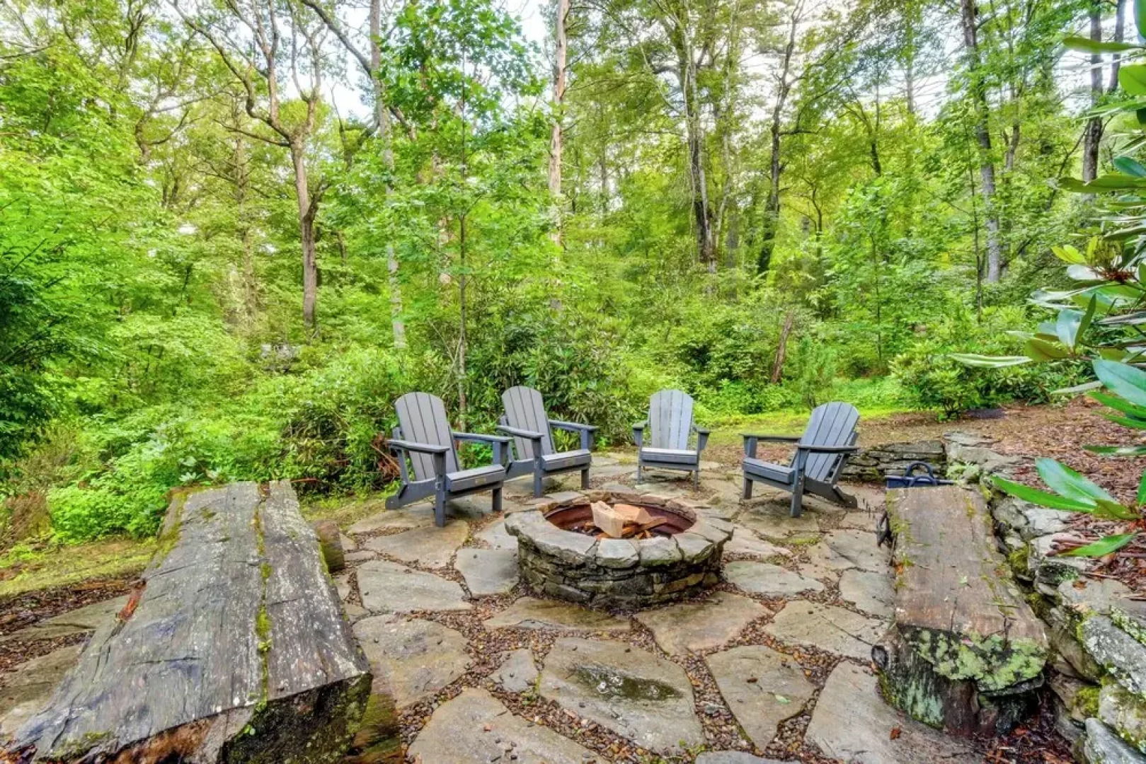 Tranquil Highlands Cottage With Fire Pit & Stream!