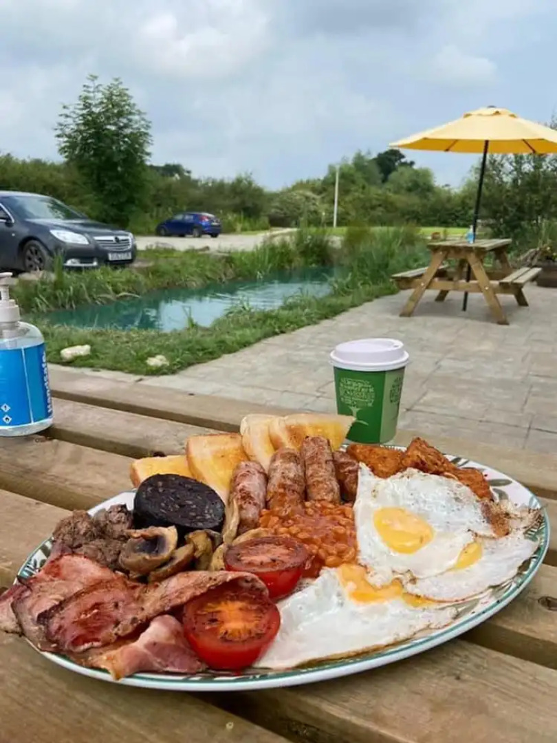 Arcadia Safari Tent in Private 5 Acre Field