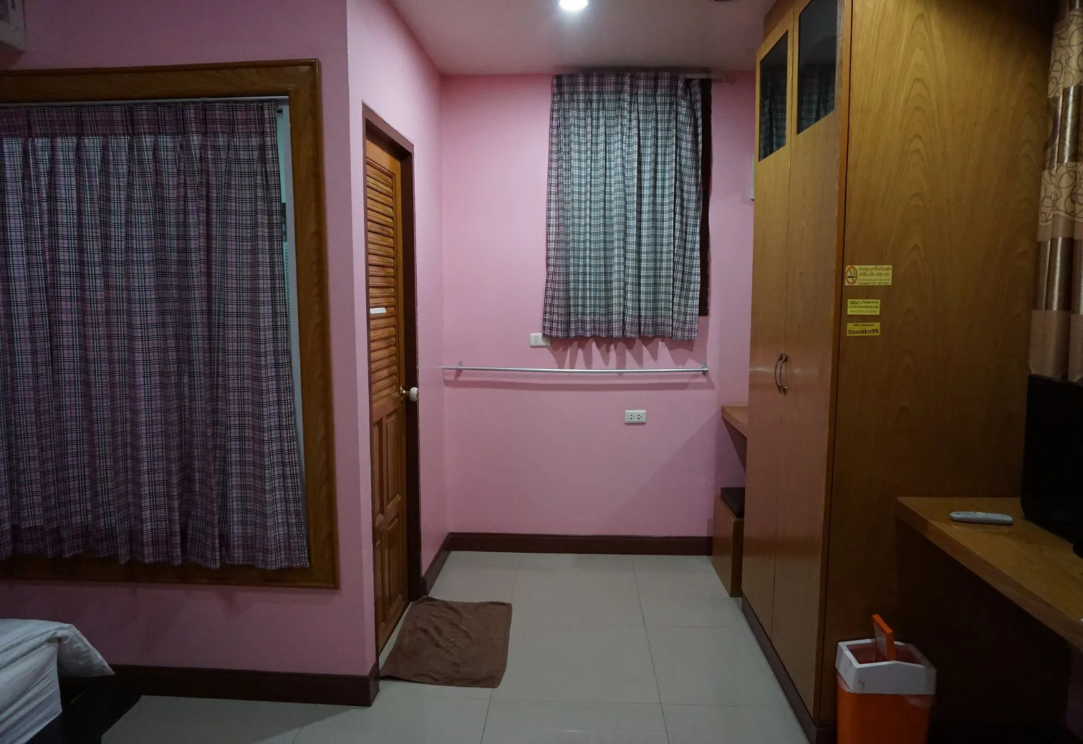 The Boss Grand Tower Hotel