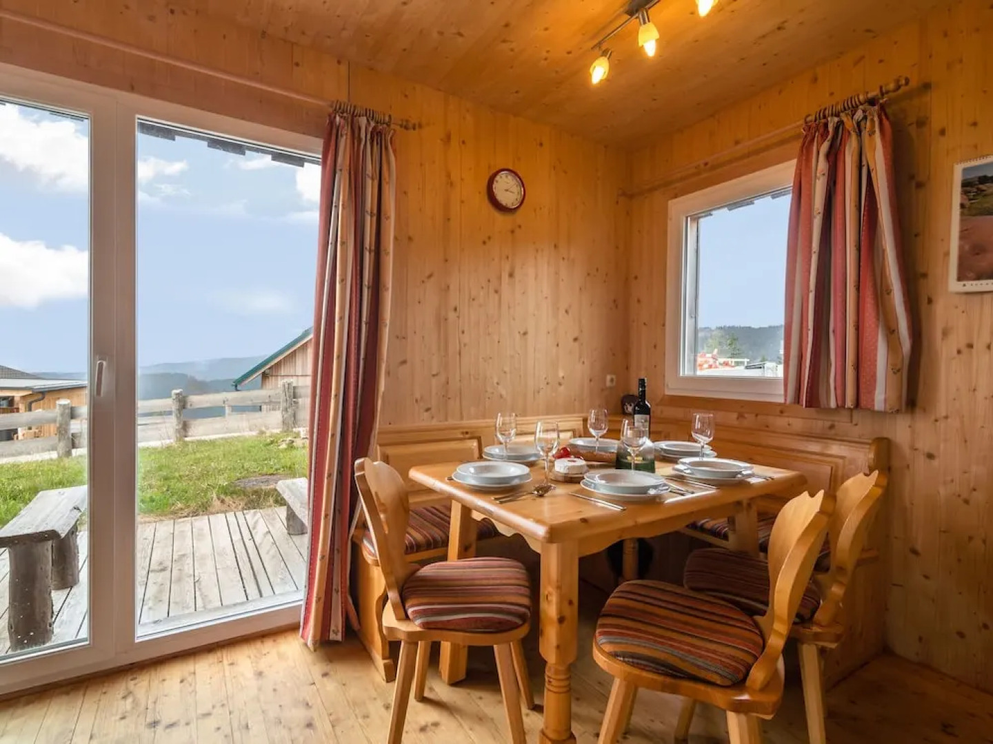 Mountain Chalet in Klippitztörl Near Forest With Garden & Parking