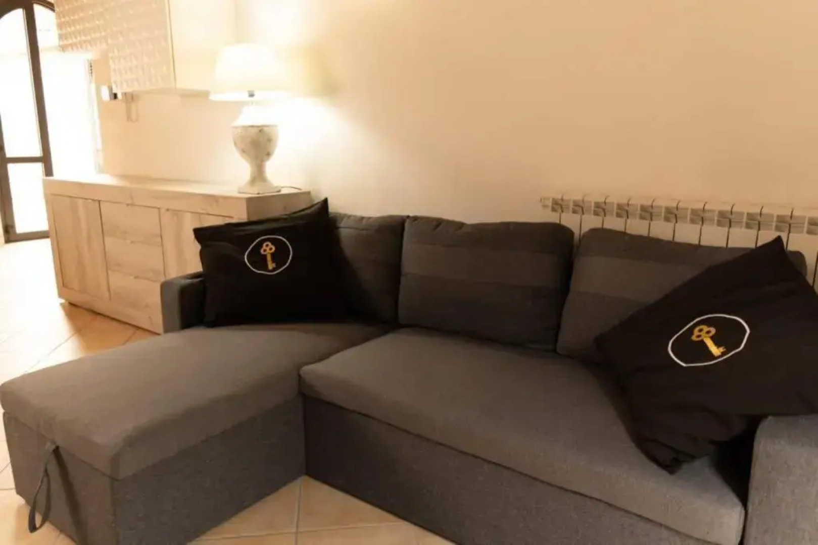 THE SECRET SUITE HOME - Lake Endine