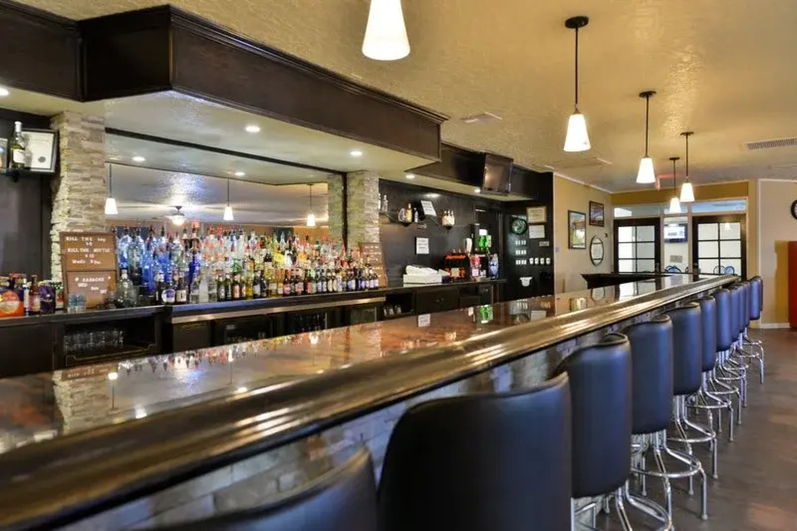 Econo Lodge Space Center